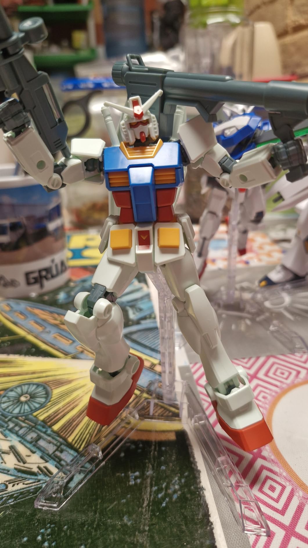 Bandai Hobby - Mobile Suit Gundam - 1/144 RX-78-2 Gundam (Full Weapons Set), Bandai Spirits Entry Grade Model Kit customer photo 1