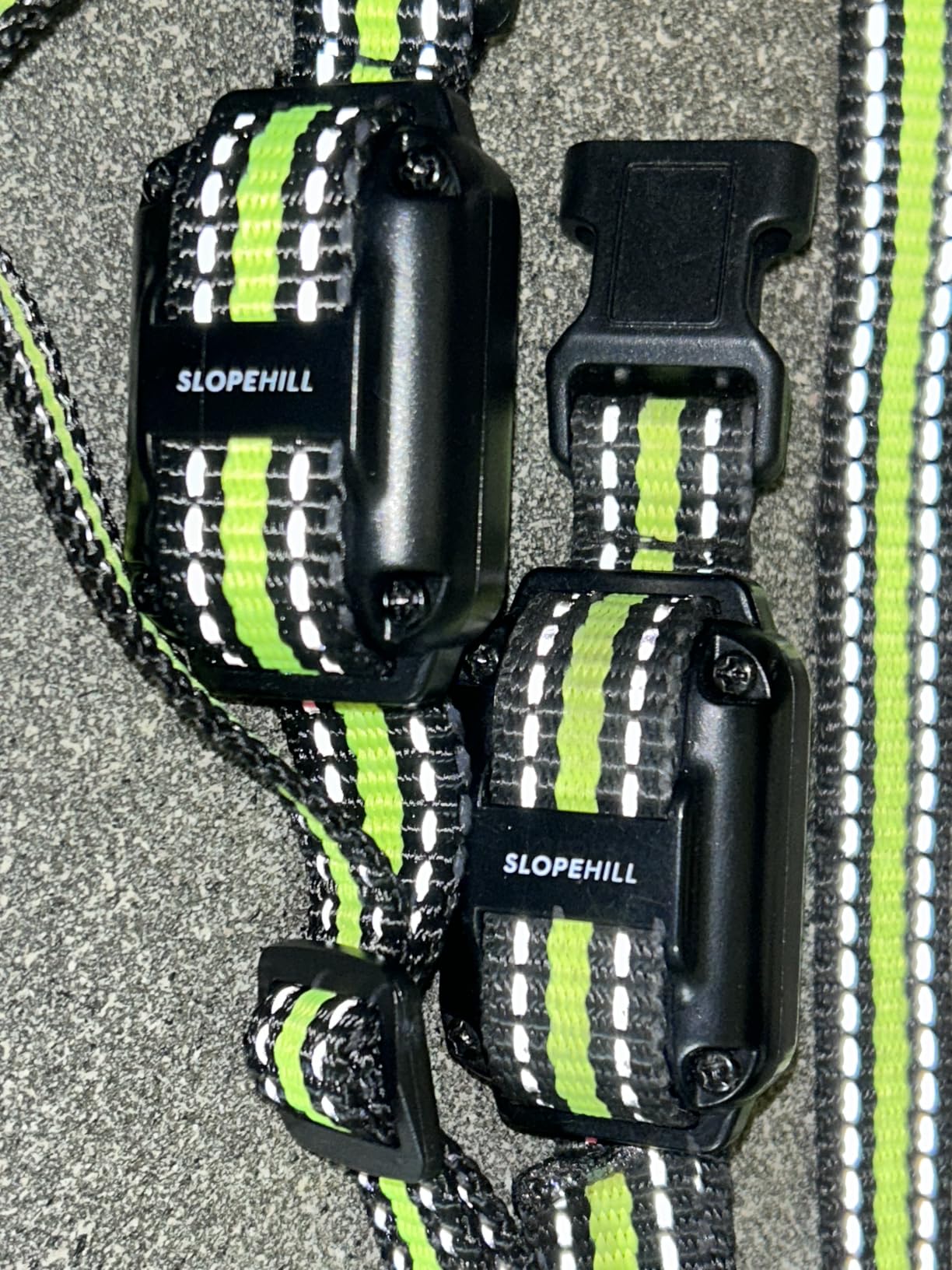 SLOPEHILL Dog Training Collar with Remote, 4200FT Electric Shock Collar, Waterproof E-Collar with Beep, Vibration, Shock, Flash Light and No Shock Mode, Fit for 8-140lbs Small Medium Large Dogs customer photo 1