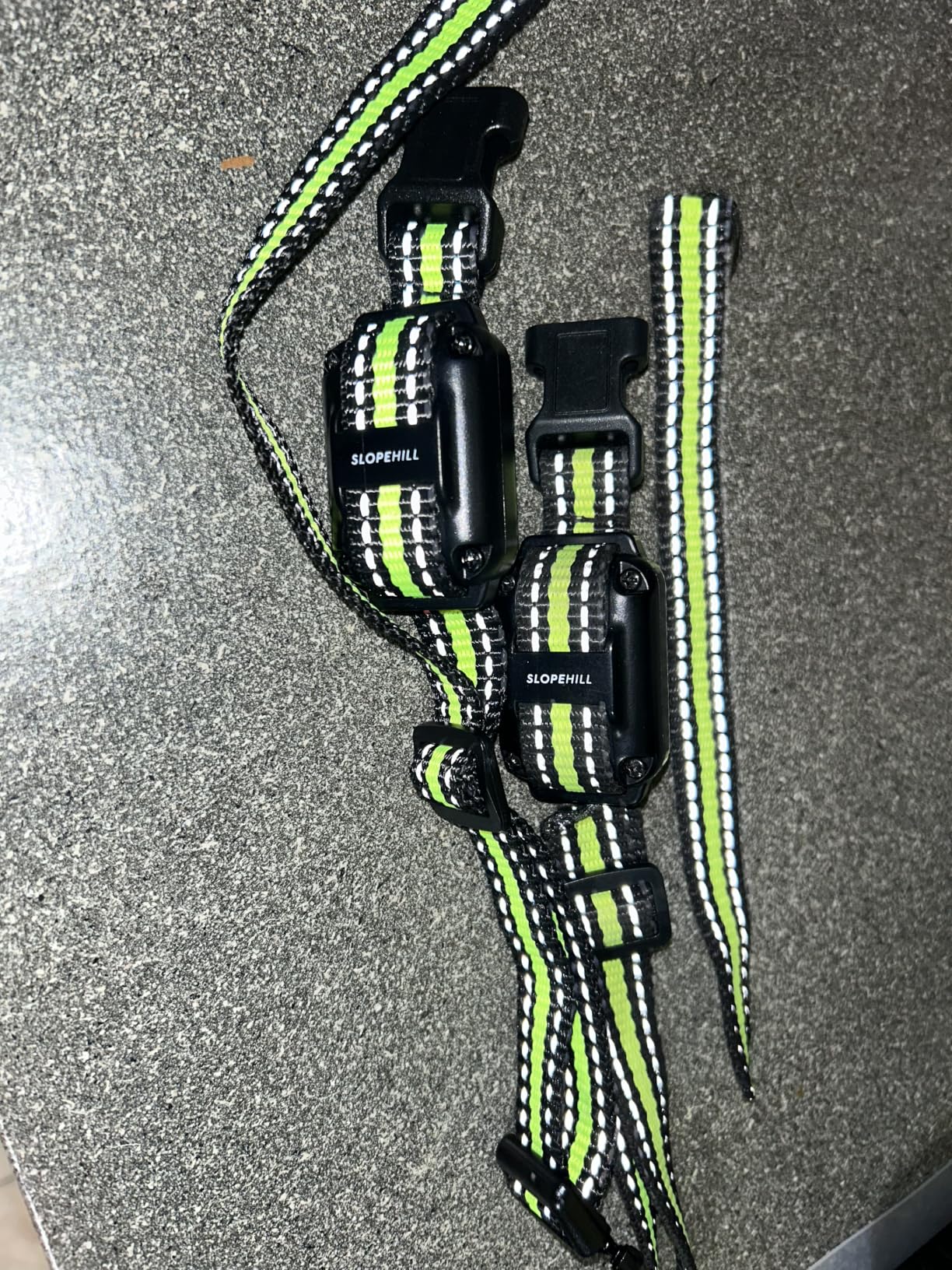 SLOPEHILL Dog Training Collar with Remote, 4200FT Electric Shock Collar, Waterproof E-Collar with Beep, Vibration, Shock, Flash Light and No Shock Mode, Fit for 8-140lbs Small Medium Large Dogs customer photo 2