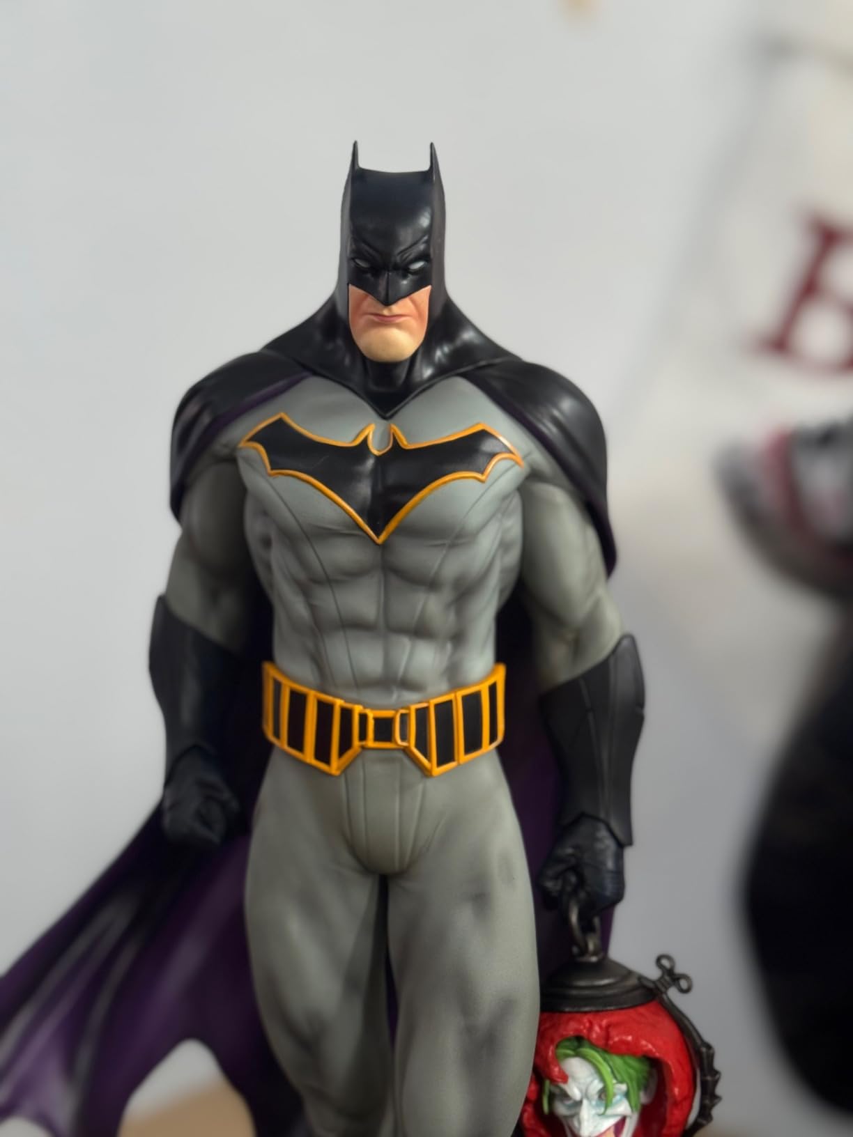 Kotobukiya DC Comics Batman: Last Knight on Earth Batman ARTFX Statue, Multicolor (SV317) customer photo 1