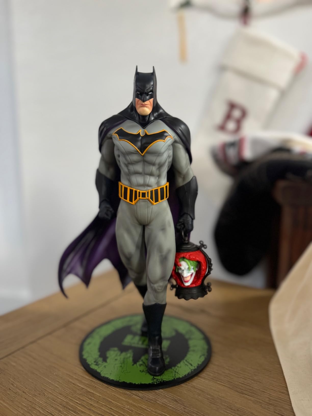 Kotobukiya DC Comics Batman: Last Knight on Earth Batman ARTFX Statue, Multicolor (SV317) customer photo 2