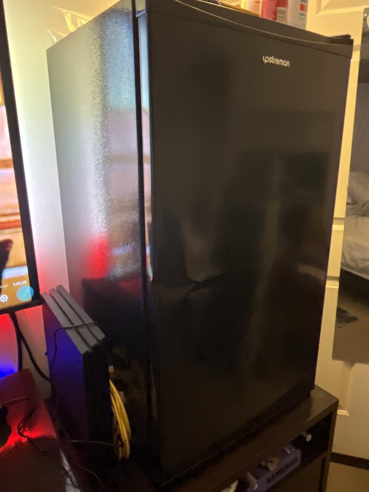 Upstreman 3.2 Cu.Ft Mini Fridge with Freezer, Quiet Efficient Small Fridge, Black-BR321 customer photo 1