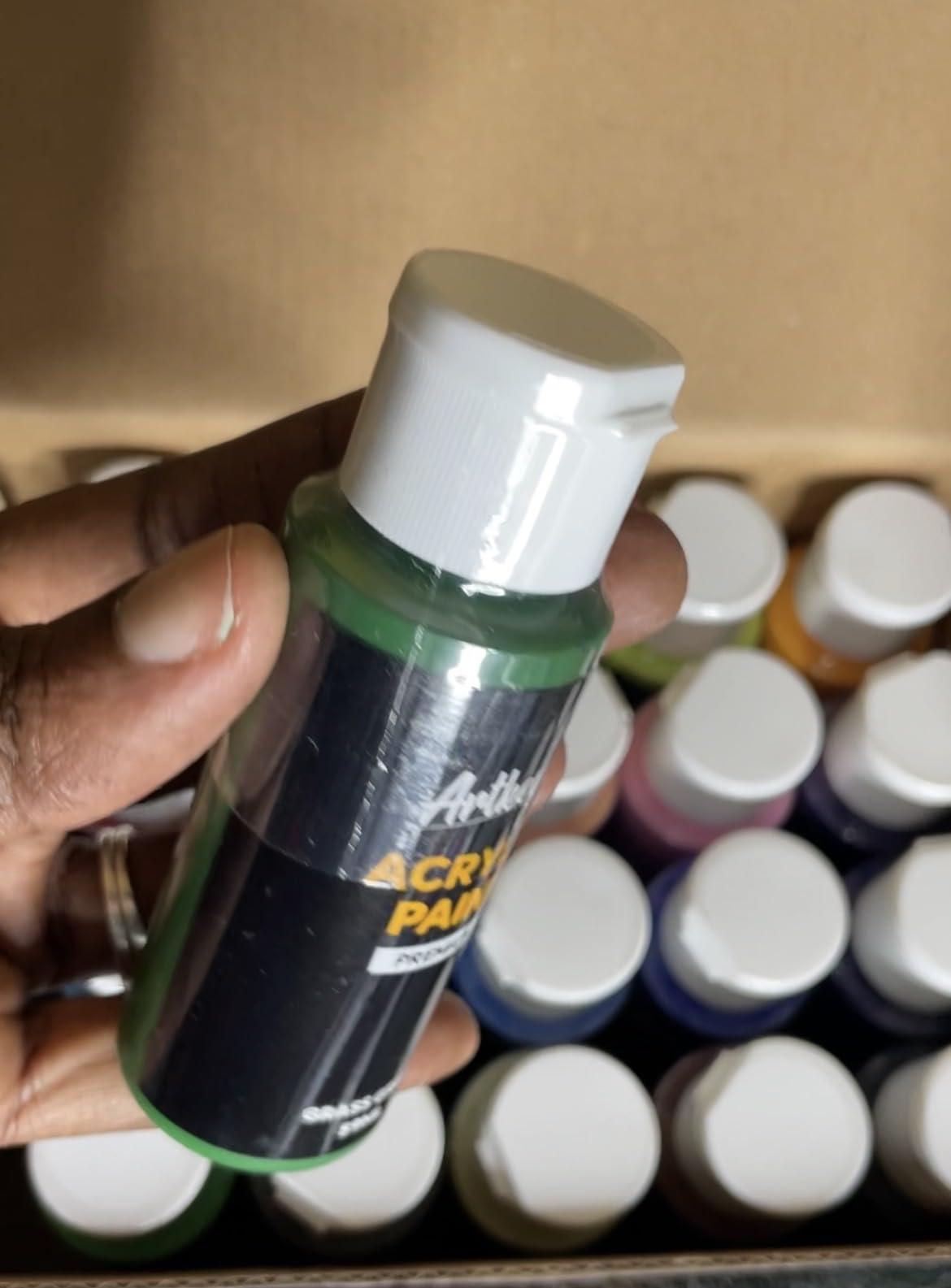 Artkey Acrylic Paint Set, 24 Colors 2 oz/59 ml for Professional Artists & Beginners customer photo 2