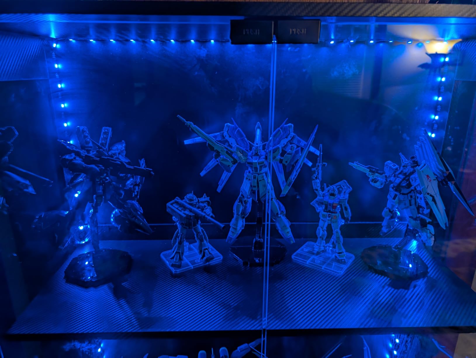 Hobby Model Action Base Display Stand, Gundam Model Stand Action Figure Stand Compatible with MG RG HG Universal Models Stand (3sets Black) customer photo 1