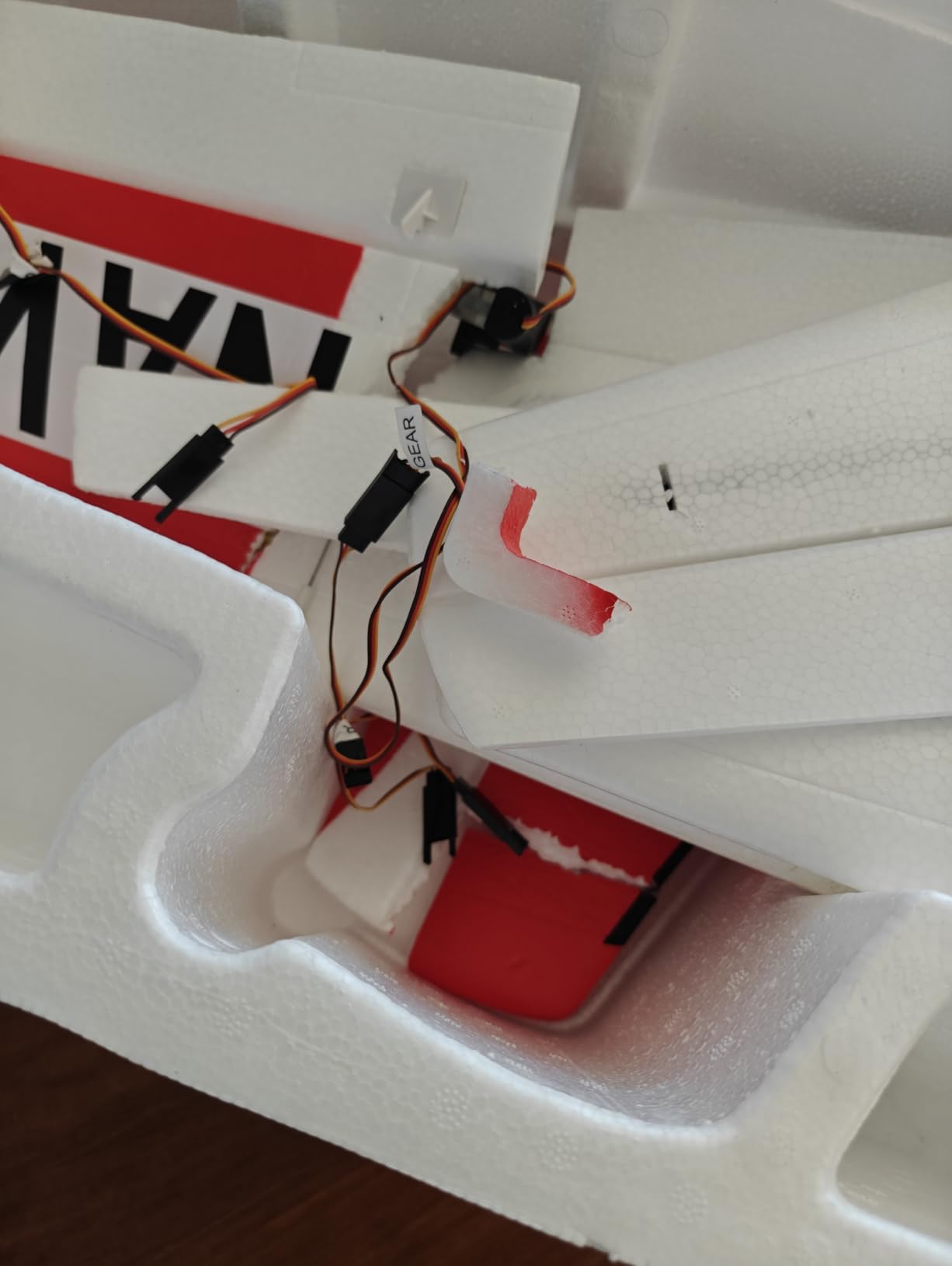 RC Airplane T-28 Trojan 1.2m BNF Basic Transmitter Battery and Charger Not Included with Smart EFL18350 customer photo 1