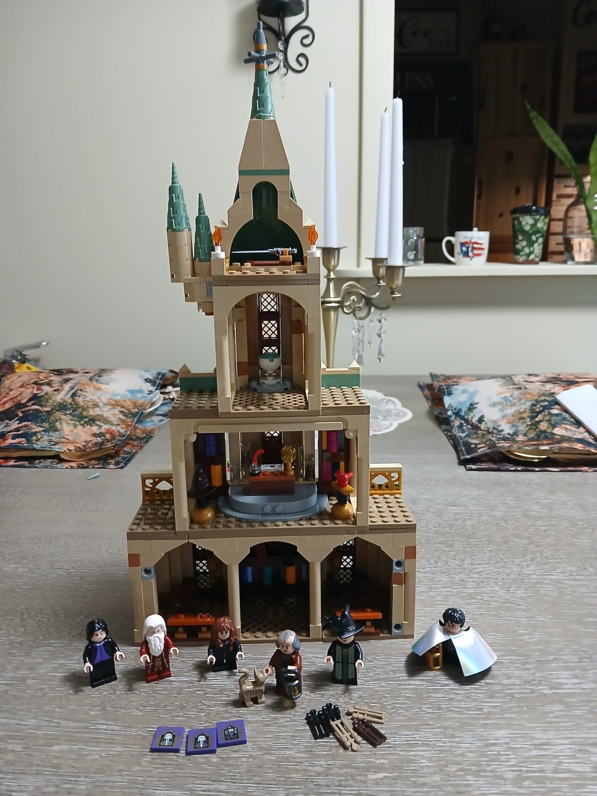 LEGO Harry Potter Hogwarts: Dumbledore's Office 76402 Castle Toy, Set with Sorting Hat, Sword of Gryffindor and 6 Minifigures, for Kids Aged 8 Plus customer photo 2