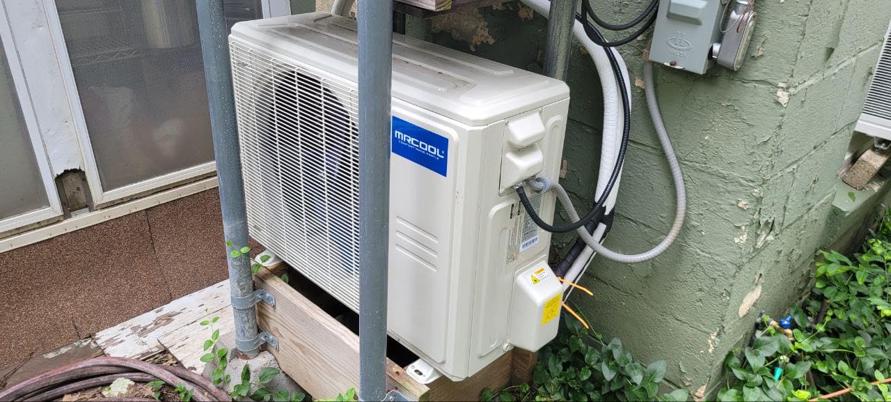 MRCOOL 24000 BTU 230V Ductless Inverter Mini Split Air Conditioner & Heat Pump System, Easy Pro Series - Wall-Mounted AC Unit w/Heating and Cooling for Home, Office & Commercial Space customer photo 2