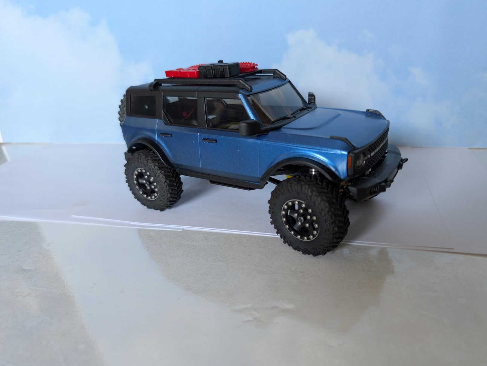 Axial Body, White: SCX24 Ford Bronco, AXI200009 customer photo 1