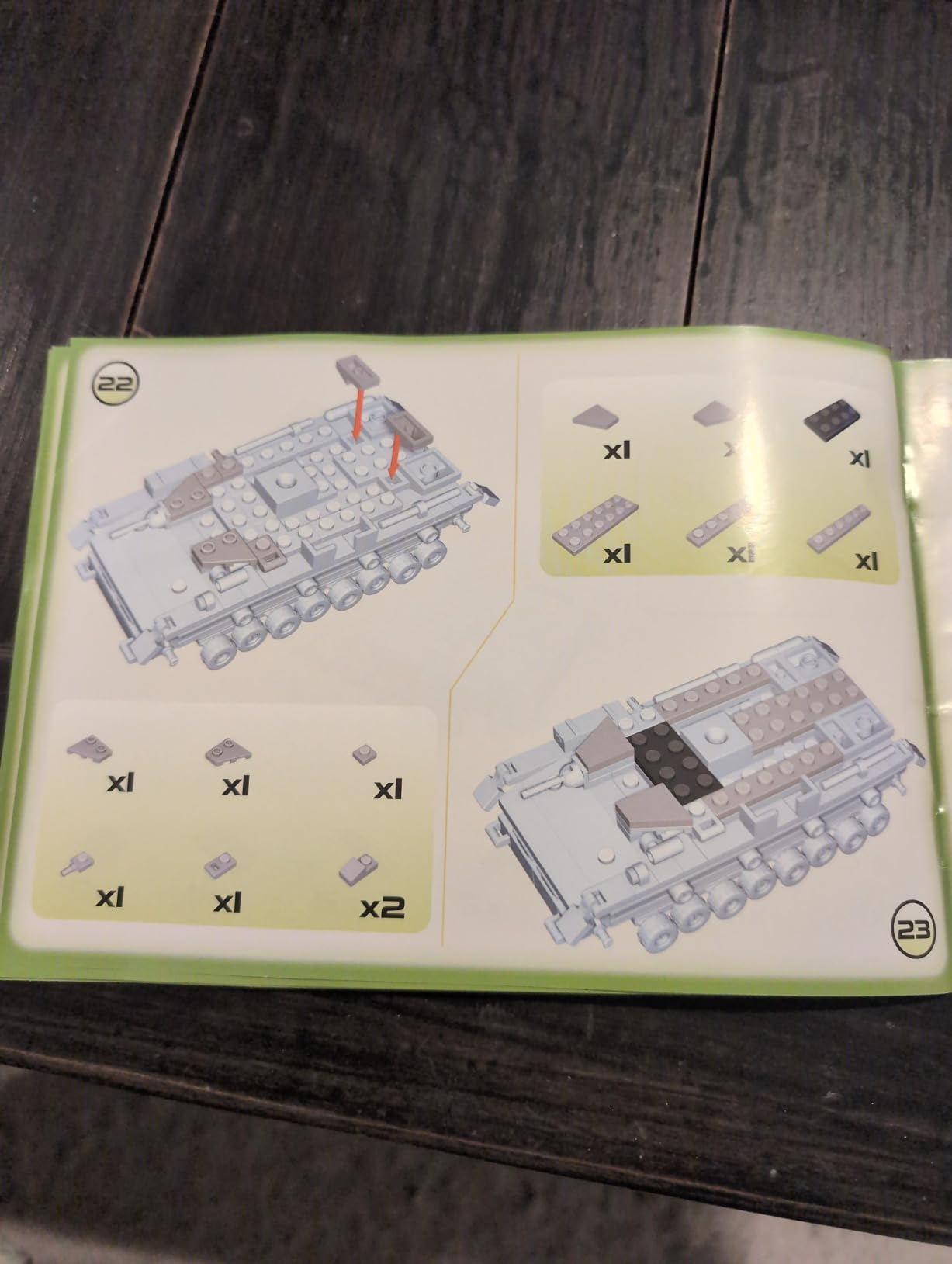 Historical Collection World War II Panzer IV AUSF. G Tank Building Set customer photo 1