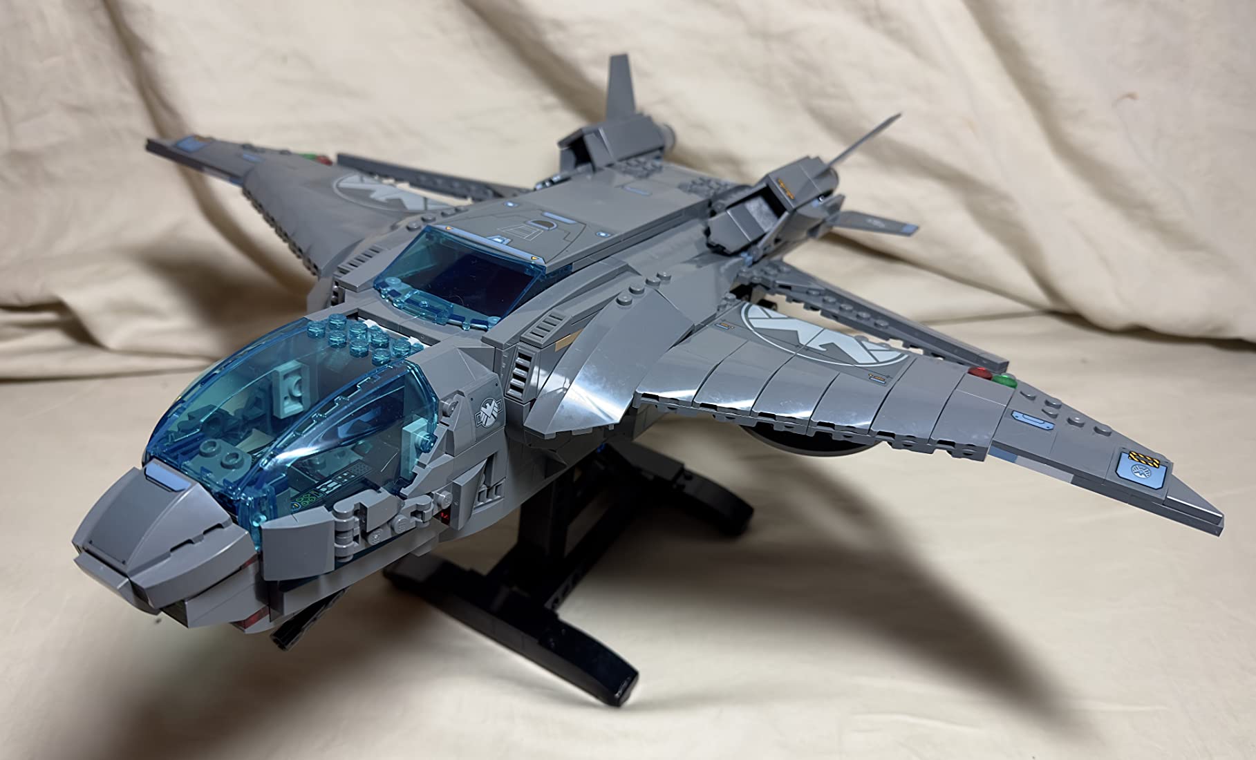 LEGO Marvel The Avengers Quinjet 76248, Spaceship Building Toy Set with Thor, Iron Man, Black Widow, Loki and Captain America Minifigures, Infinity Saga customer photo 1