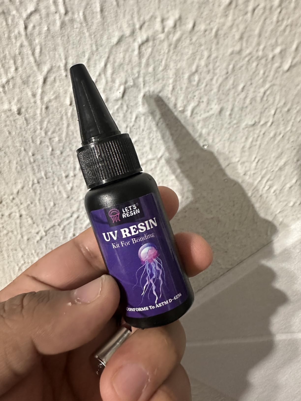 LET'S RESIN UV Resin Kit with Light, Bonding & Curing in Seconds, 30g UV Resin with Flashlight for Welding, Jewelry UV Glue Adhesive for Plastic Repair, Glass Light, Craft Decor customer photo 2
