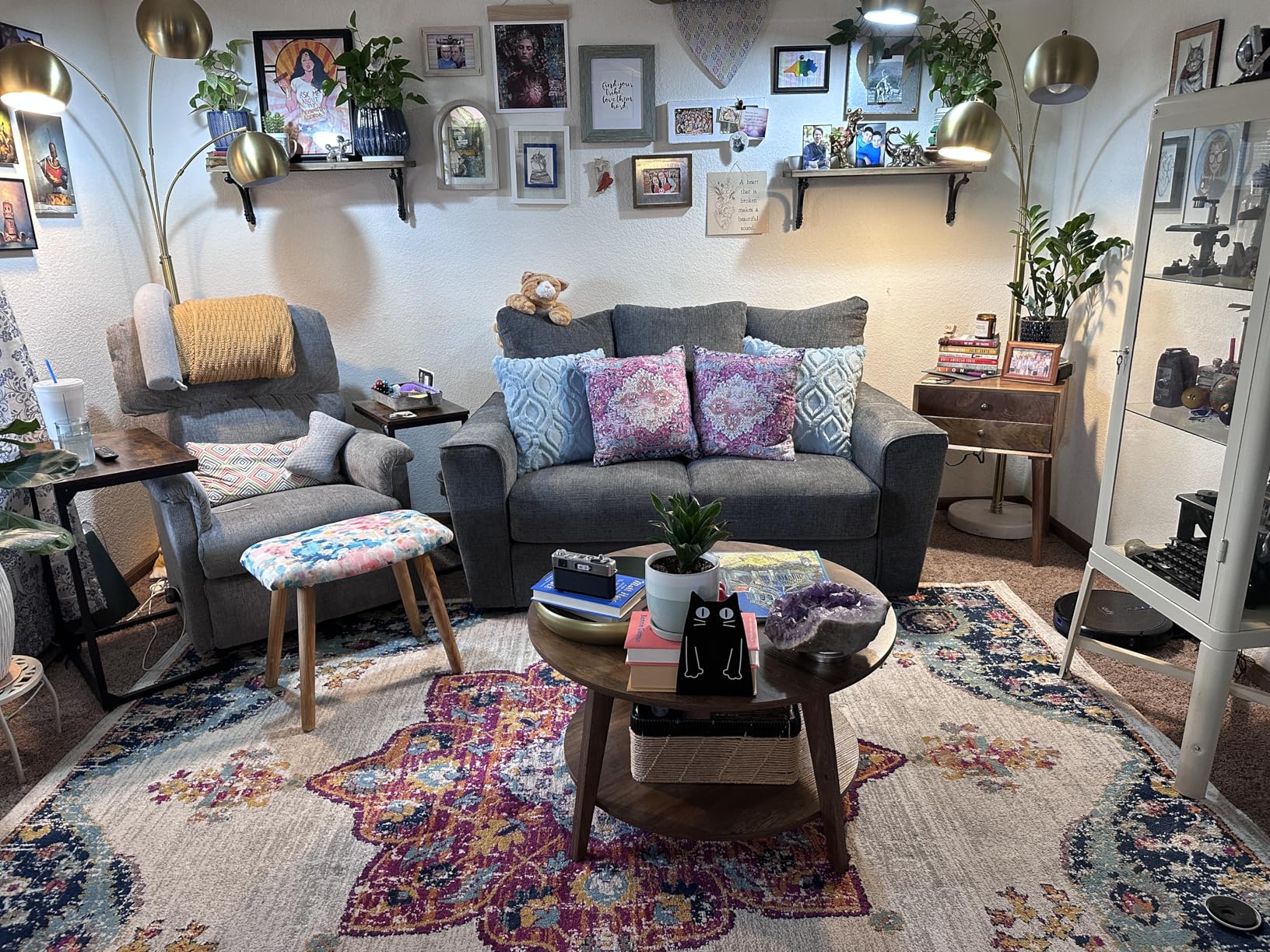 Signature Design by Ashley Stairatt Casual Loveseat with Flared Arms, Gray customer photo 1
