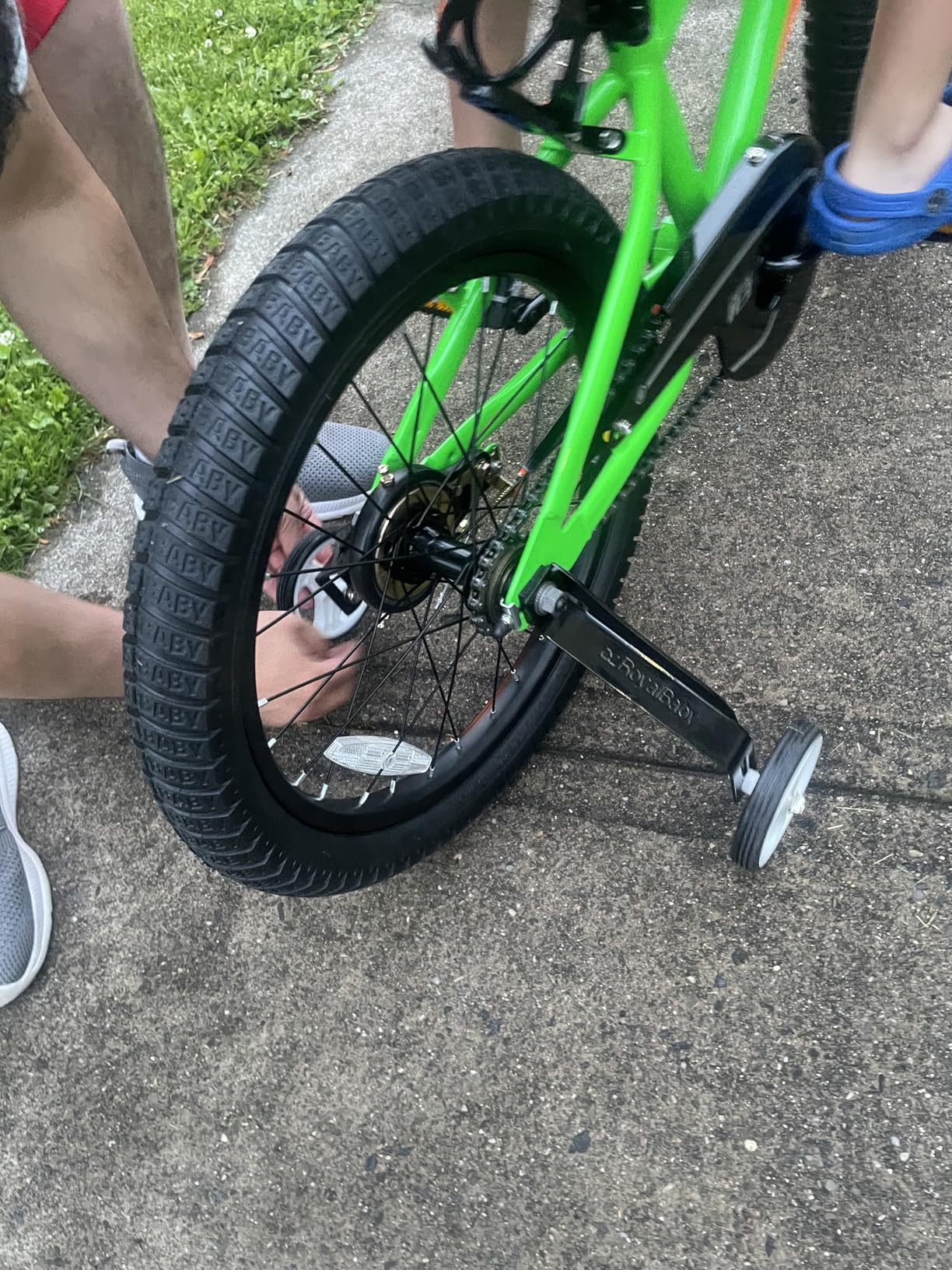 RoyalBaby Freestyle Kids Bike 12 14 16 18 20 Inch Bicycle for Boys Girls Ages 3-10 Years, Multiple Color Options customer photo 2
