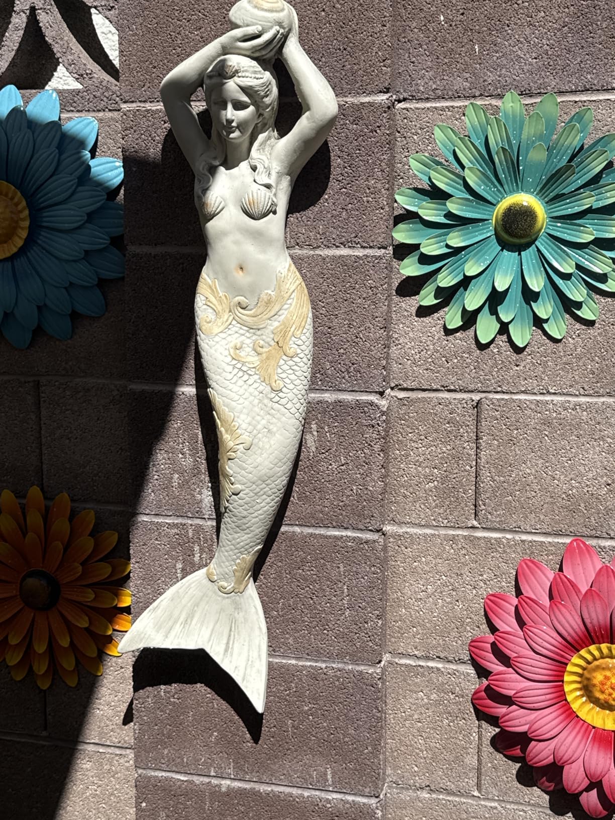 39'' High Mermaid Statue Wall Hanging Big Size Wall-Mounted Sculpture Wall Decoration Magnesium Oxide Indoor Outdoor Sculpture Mermaid Hook Garden Statue for Yard Backyard Decor customer photo 2