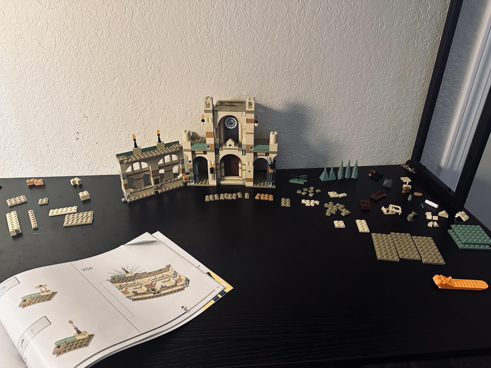 LEGO Harry Potter The Battle of Hogwarts Building Toy Set, Harry Potter Toy for Boys, Girls and Kids Ages 9+, Features a Buildable Castle Section and 6 Minifigures to Recreate an Iconic Scene, 76415 customer photo 2