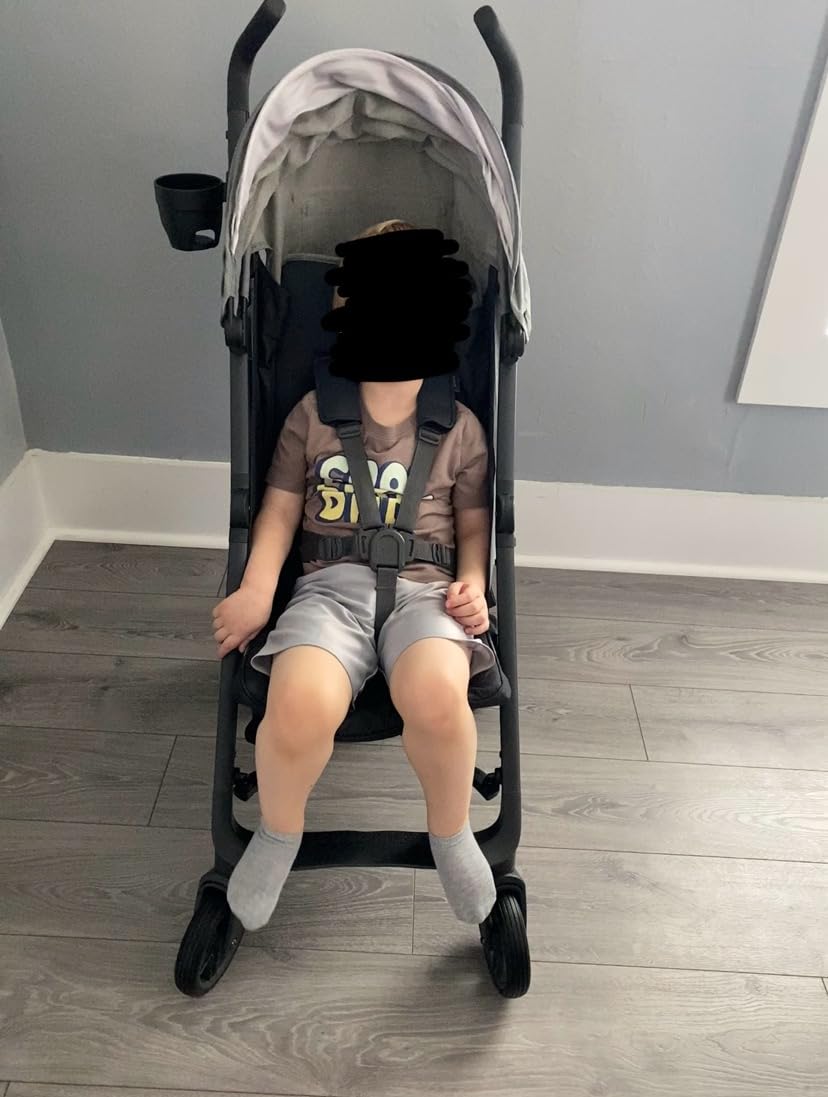 UPPAbaby G-Luxe Umbrella Stroller/Lightweight Design for Easy Travel/One-Step Fold + Recline/XL Basket + Canopy/Cup Holder Included/Greyson (Charcoal Melange/Carbon Frame) customer photo 1