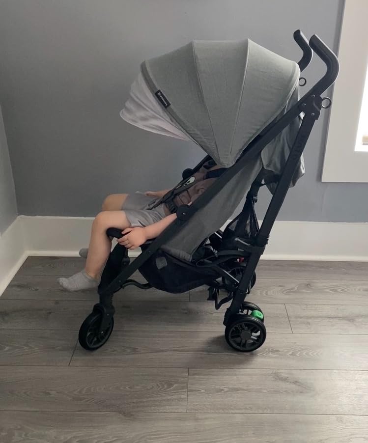 UPPAbaby G-Luxe Umbrella Stroller/Lightweight Design for Easy Travel/One-Step Fold + Recline/XL Basket + Canopy/Cup Holder Included/Greyson (Charcoal Melange/Carbon Frame) customer photo 2