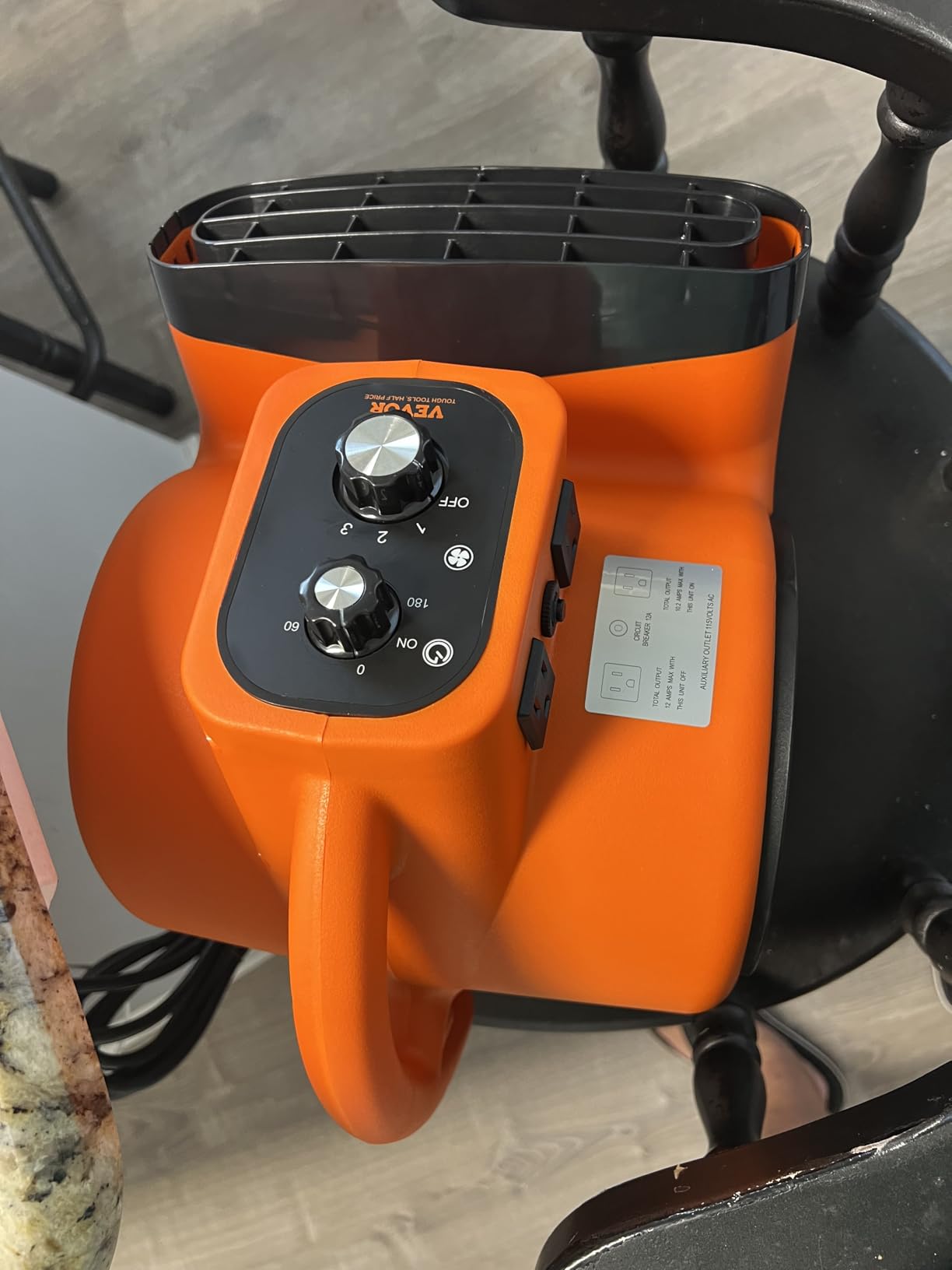 VEVOR Air Mover, 1/4 HP 1000 CFM Carpet Dryer for Cooling and Ventilating, Portable Floor Blower Fan with 4 Blowing Angles and Time Function, for Janitorial, Home, Commercial Use customer photo 2