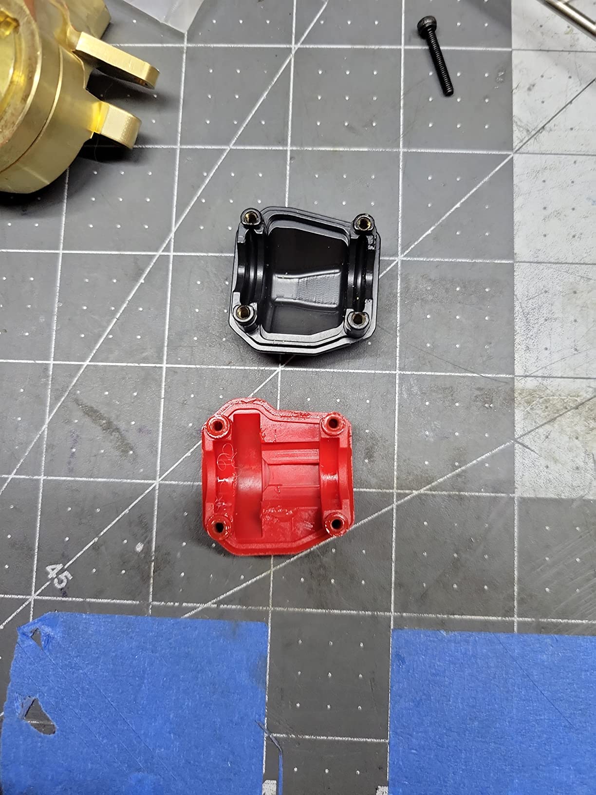 Front and Rear Axle Diff Cover Black Coating Brass Differential Axle Cover for Axial SCX10 PRO SCX10 III Upgrade 1/10 RC Crawler, 38g customer photo 2