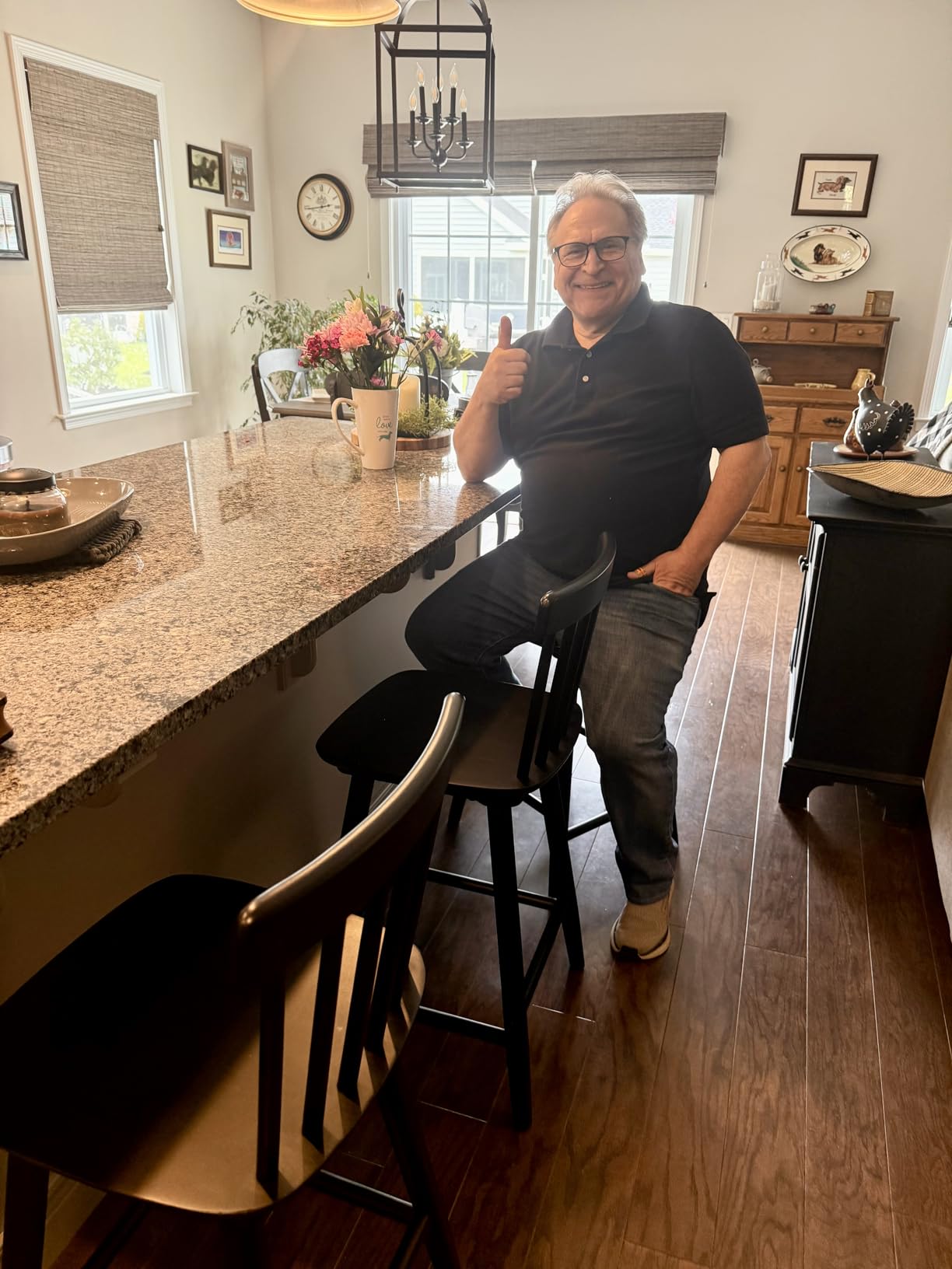 LUE BONA Windsor Wooden Bar Stools Set of 4 for Kitchen Island, Farmhouse 24 Inch Counter Height Stools Chairs with Spindle Back, Black customer photo 1