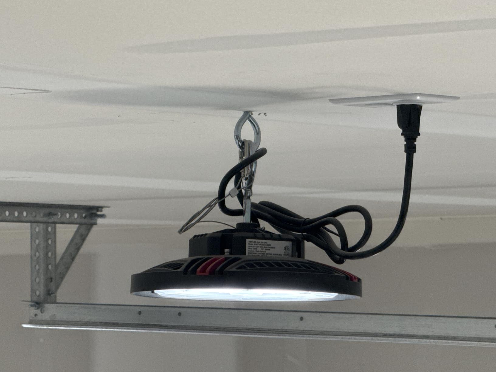 CINOTON 160W UFO LED High Bay Light, Aluminum LED Shop Lights with 24000LM, 5000K Commercial Bay Lighting for Warehouse Garage Workshop Factory, 6' Cable & Safety Rope, ETL Listed 1 Pack customer photo 1