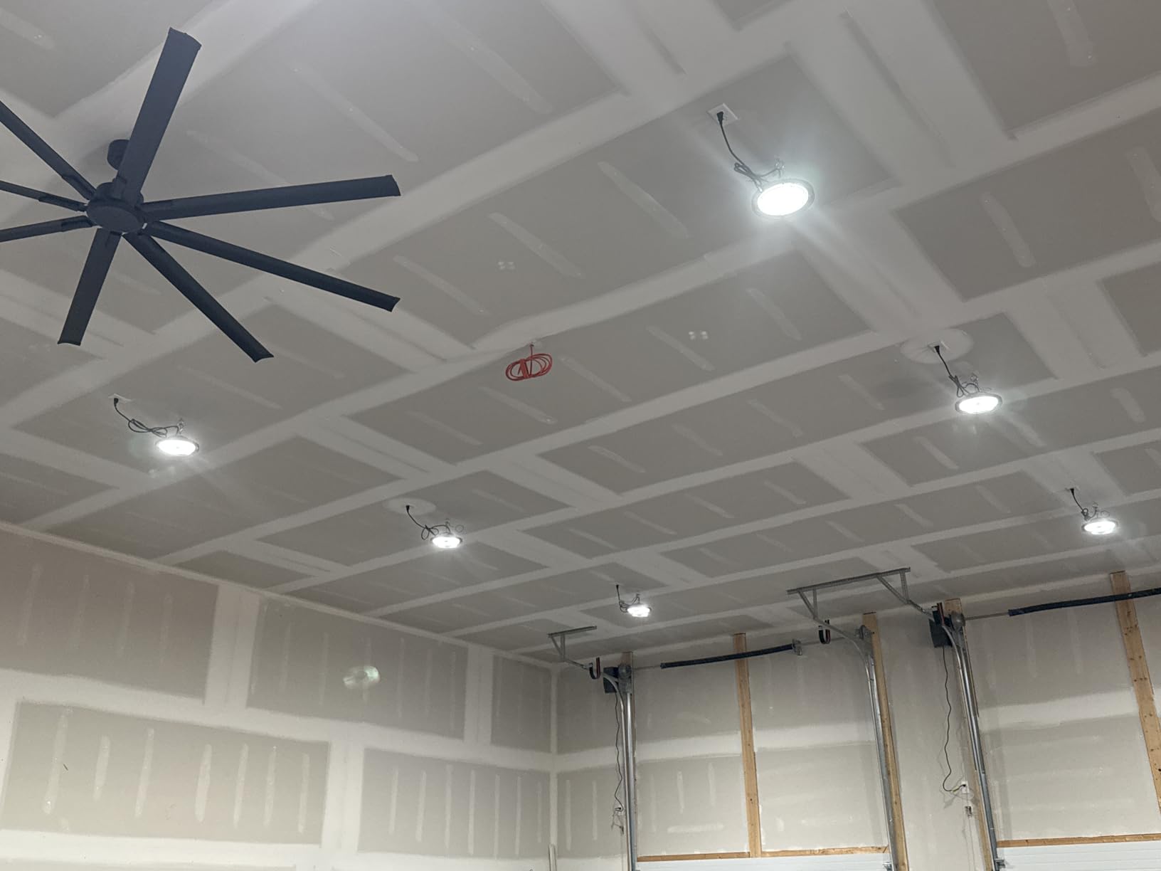 CINOTON 160W UFO LED High Bay Light, Aluminum LED Shop Lights with 24000LM, 5000K Commercial Bay Lighting for Warehouse Garage Workshop Factory, 6' Cable & Safety Rope, ETL Listed 1 Pack customer photo 2