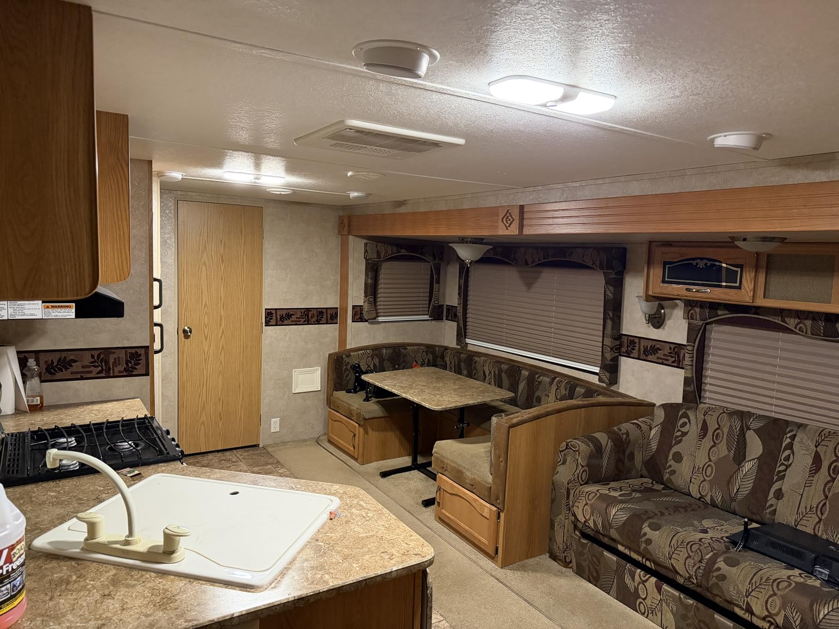 CT CAPETRONIX RV Lights Interior 1700LM, 3 Color TEM Camper Lights, Dimmable 12v Volt Led Lights Fixture, RV Ceiling Dome Light w Switch for RV/Camper/Car/Trailer/Boat (Warm+Cool+Natural White) 8Pack customer photo 1