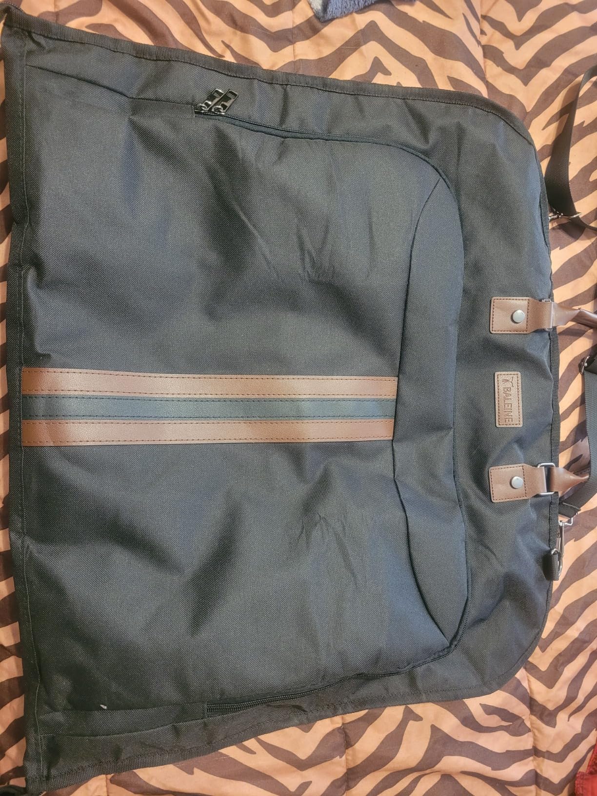 Travel Garment Bag, Travel Suit Bag for Men, Water Resistant Carry on Garment Bag for Hanging Clothes, Garment Duffel Bag for Travel Business (Black) customer photo 1