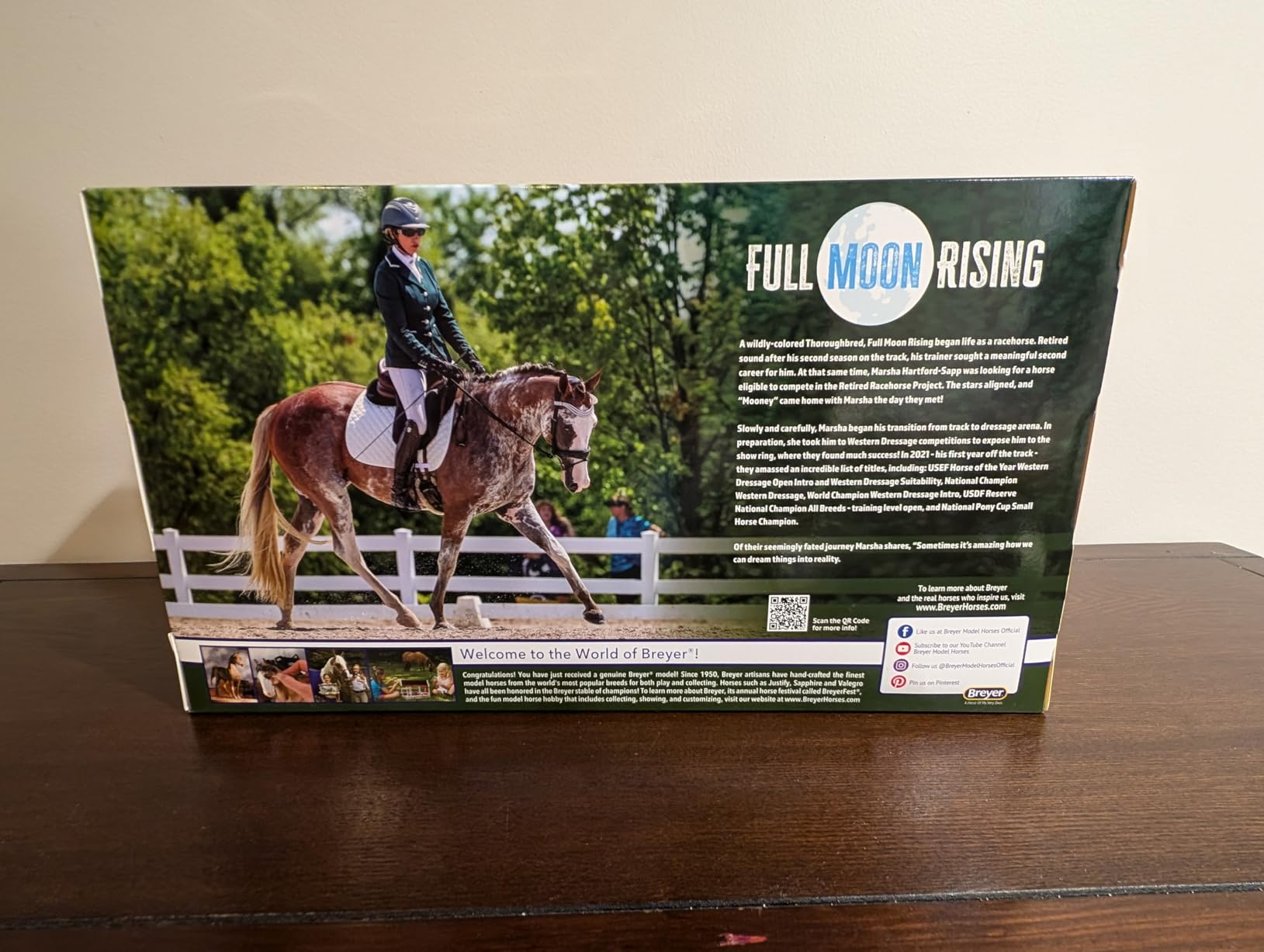 Breyer Horses Traditional Series | Full Moon Rising | Thoroughbred | Horse Toy Model | 14