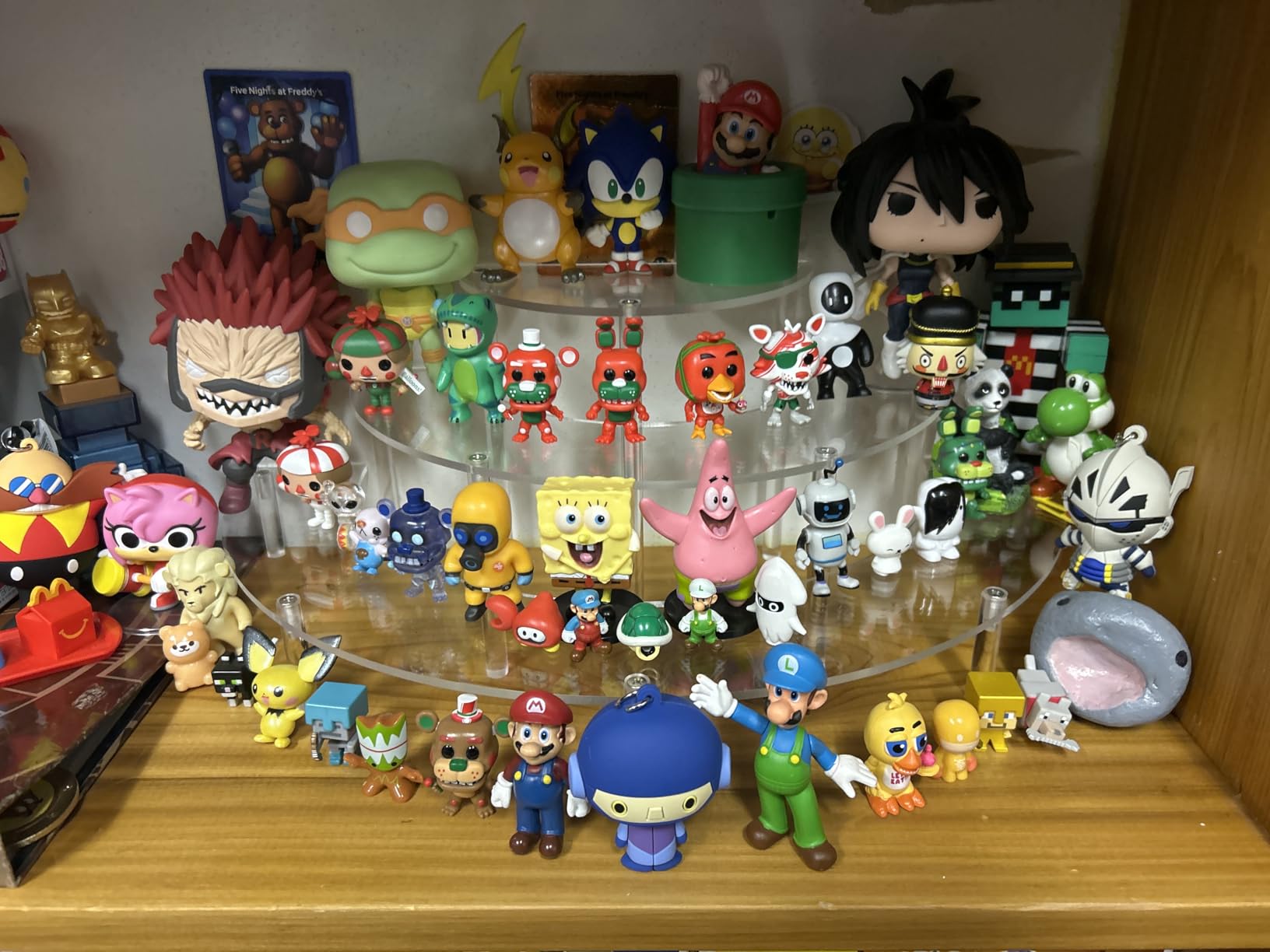 HENABLE Acrylic Display Risers, 3 Tier Clear Cupcake Perfume Stand Organizer, Half Moon Dessert Stand for Display, Food, Amiibo Funko POP Figure (2half customer photo 2