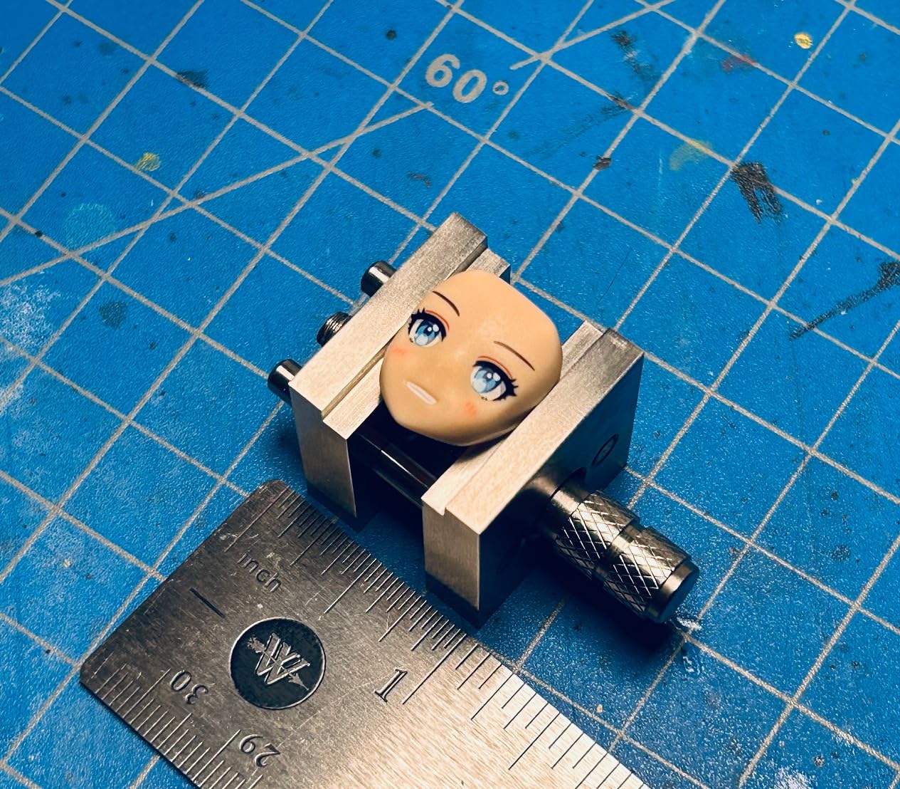 Stainless Steel Precision Mini Vise Grip Width 0.88inch - 0.22inch for Miniature Soldier Fixed Parts Model Tools (AT-MV) customer photo 1