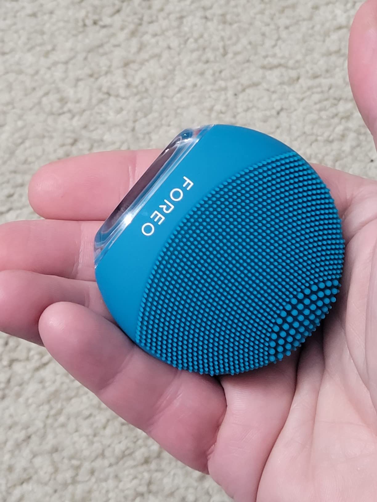 FOREO LUNA 4 go Face Cleansing Brush & Firming Massager | Premium Face Care | Enhances Absorption of Facial Skin Products | Simple Skin Care Tools | For All Skin Types customer photo 2