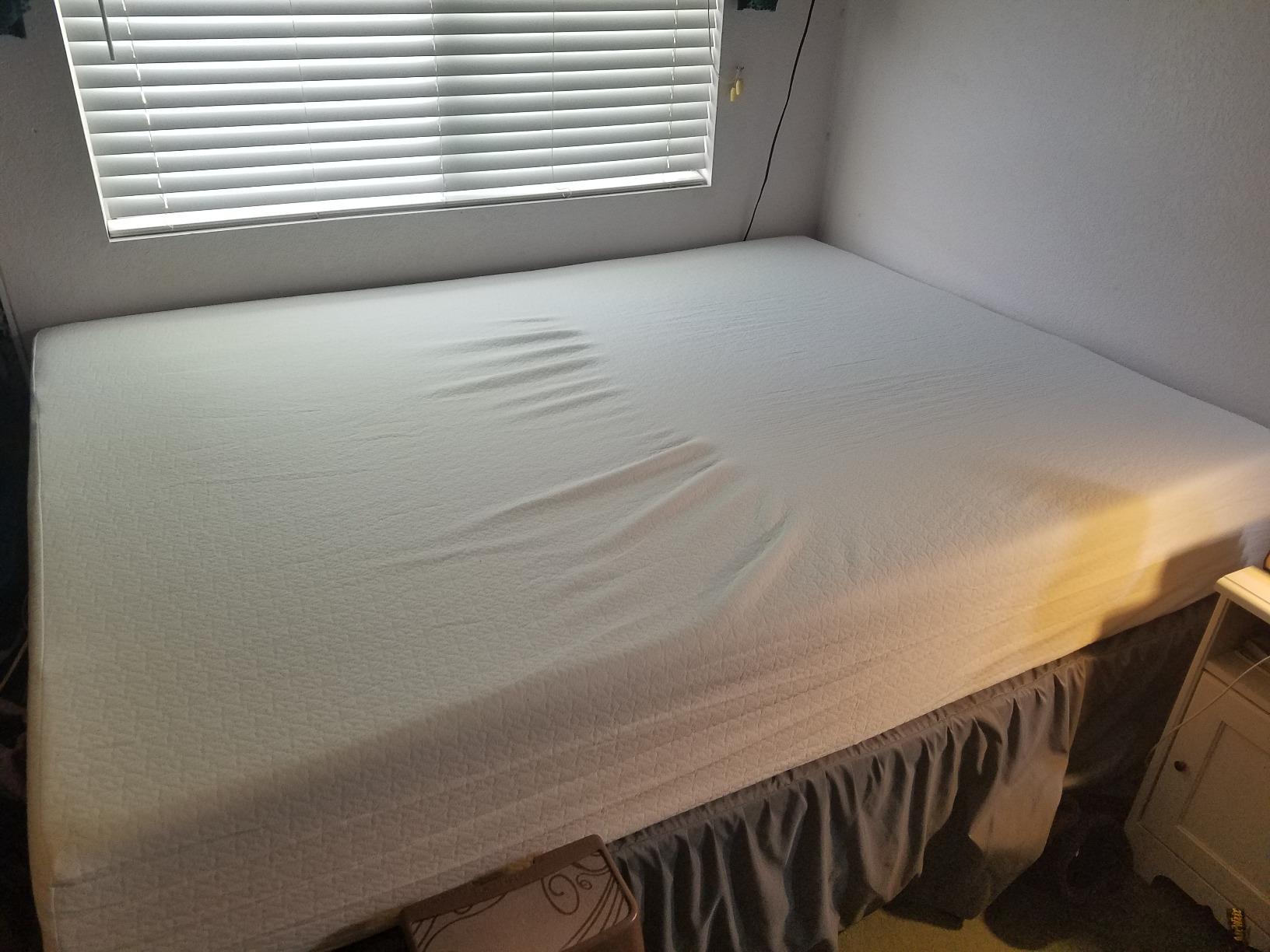 Zinus Green Tea Memory Foam Mattress 5 Inch, Pressure-Relieving Comfort & Full-Body Support, Naturally Fresh, Medium Firm Feel, CertiPUR-US & Oeko-TEX Certified Safe Materials, Twin customer photo 2