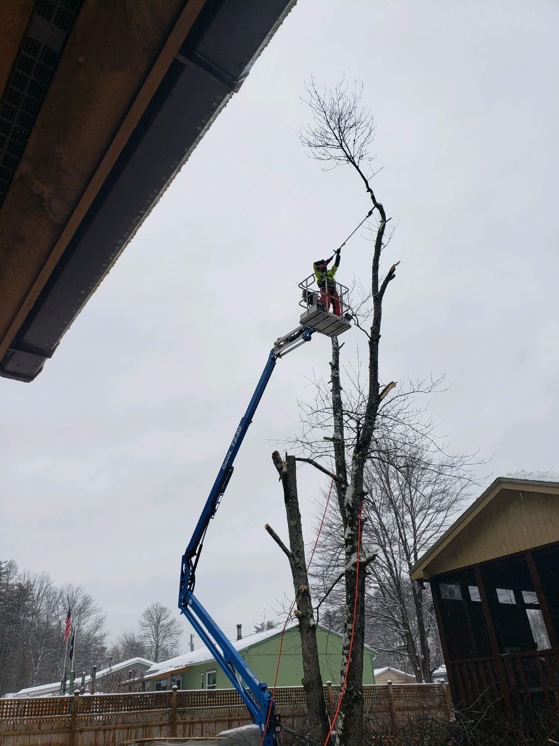 Husqvarna PA310 10-Inch Pole Saw Attachment, Fits Husqvarna 122LK and 330LK Gas Trimmers customer photo 2