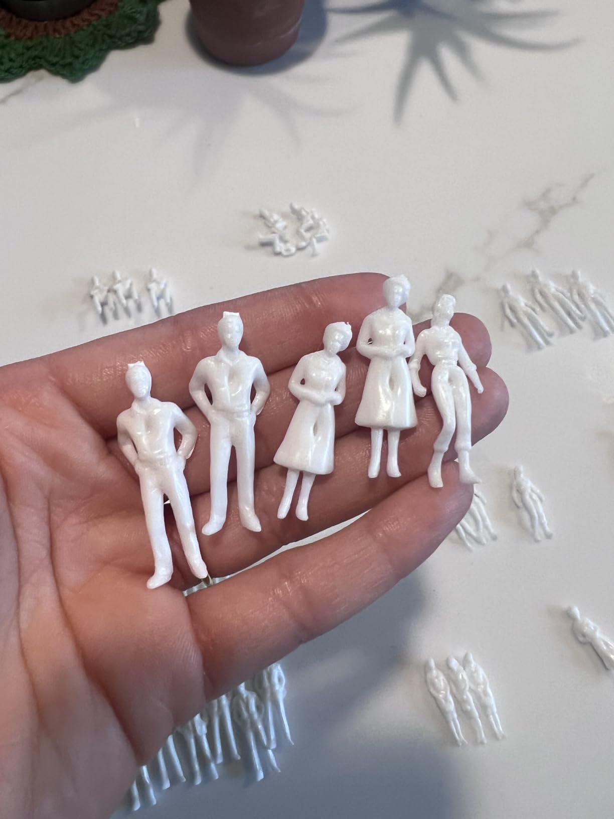 Namalu 50 Pcs 1:50 Scale 1.38 Inch White Unpainted Mini People Figures Miniature People for Model Trains Architectural Standing and Sitting Mini Diorama Figures for Architectural Project customer photo 2