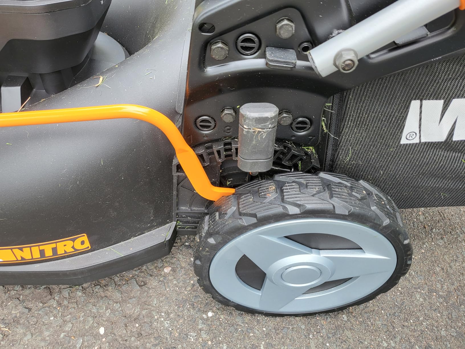 WORX Nitro Cordless Lawn Mower, 21