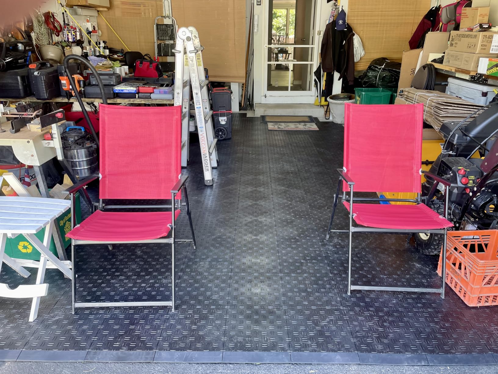 VEVOR Garage Floor Tiles 12 x 12 x 0.53 inch, Interlocking Design Double-Sided Texture Non-Slip (Graphite Gray, 50 Pack) customer photo 1