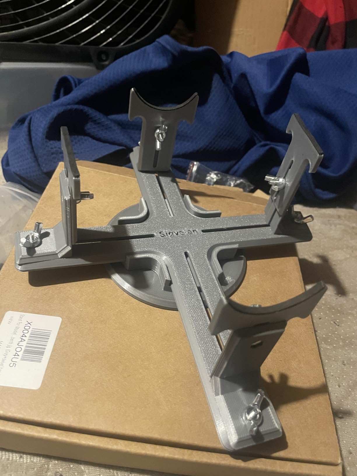 Stand for Model Airplanes for Display Making and Painting, Model Building Berth jig, Tray for Part of 1/72, 1/48 (Grey+Swivel Base) customer photo 2