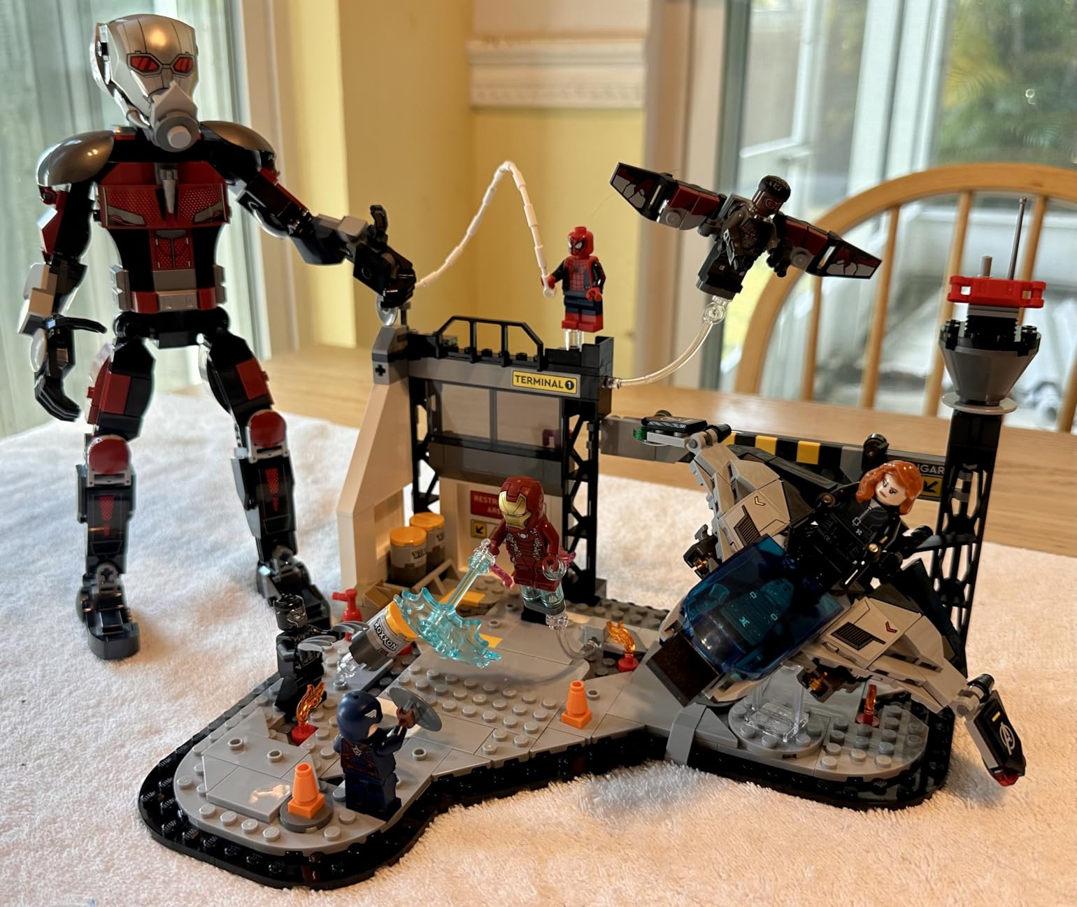 LEGO Marvel Captain America Civil War Action Battle Building Toy Set - Marvel Superhero Toy for Kids, Boys and Girls, Ages 10+ - with 8 Minifigures and Giant Ant Man - Gift Idea for Birthday - 76314 customer photo 2