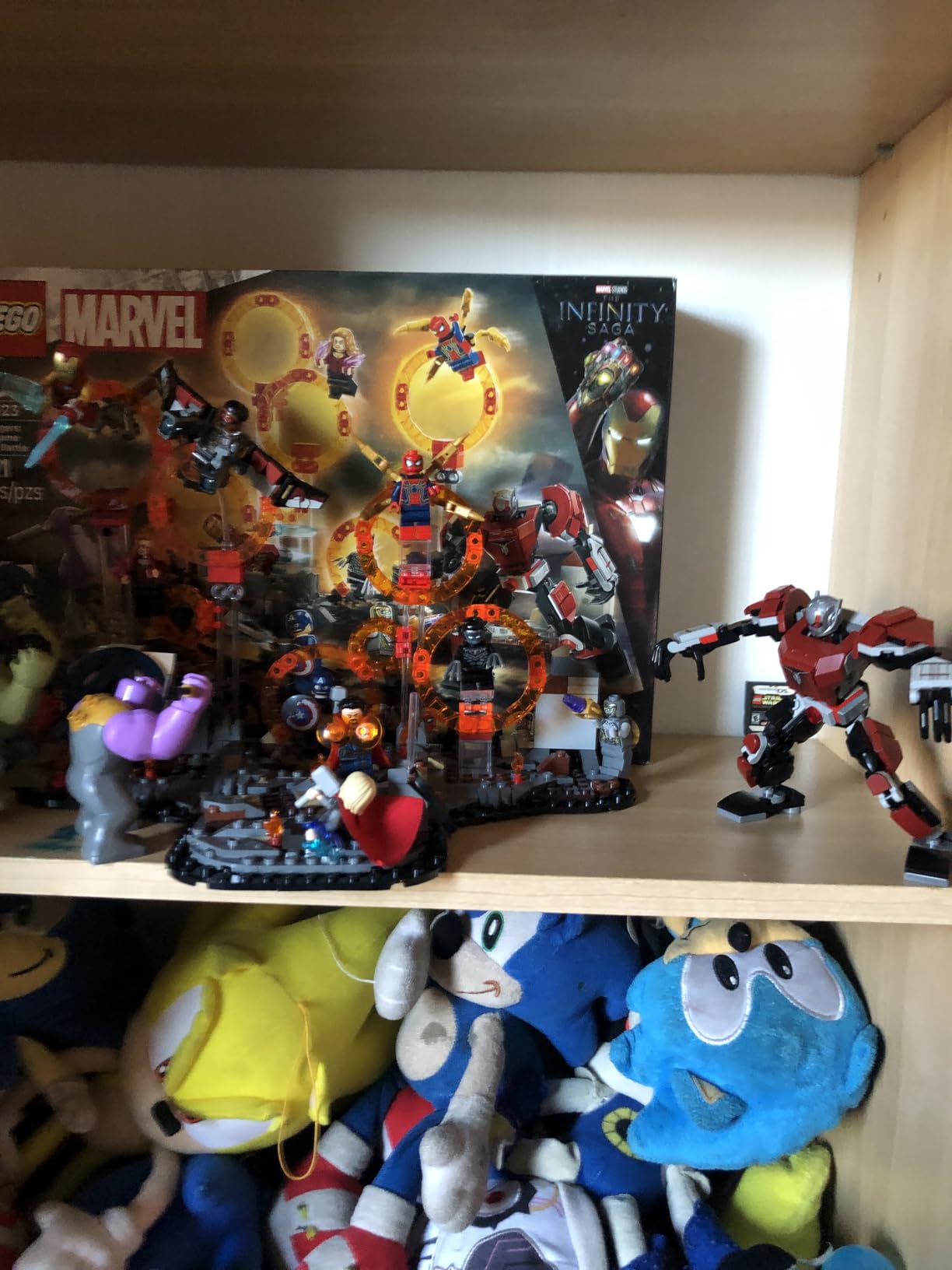 LEGO Marvel Avengers: Endgame Final Battle - Super Hero Building Set for Kids, Ages 10+ - 10 Figures Including Iron Man, Black Panther, and Iron Spider - Birthday Gift for Boys and Girls - 76323 customer photo 2