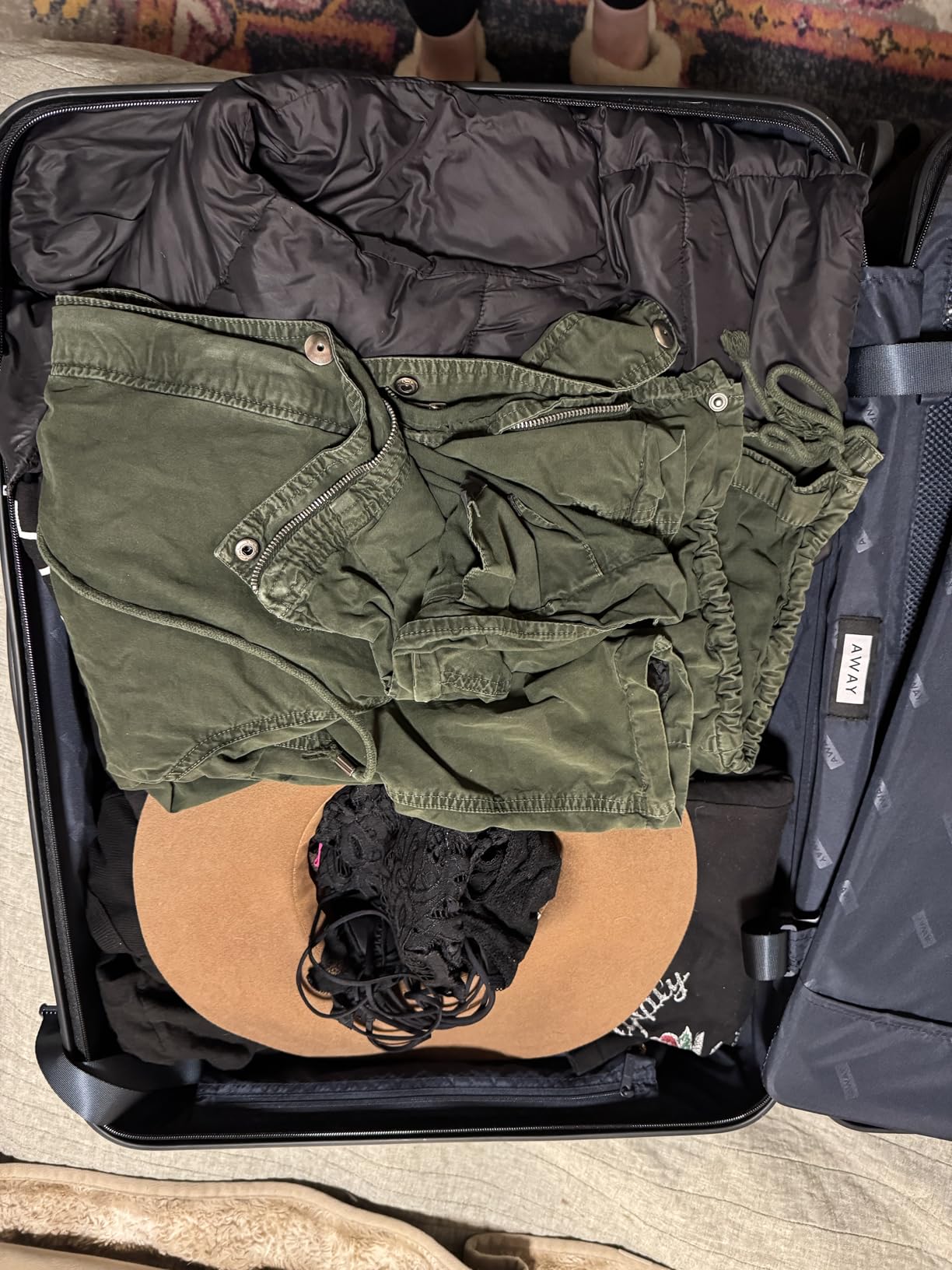 Large Checked Luggage - 29-Inch Lightweight Hardside Suitcase with Four WhisperGlide 360° Spinner Wheels, Interior Compression System, TSA-Accepted Lock - Navy Blue customer photo 1