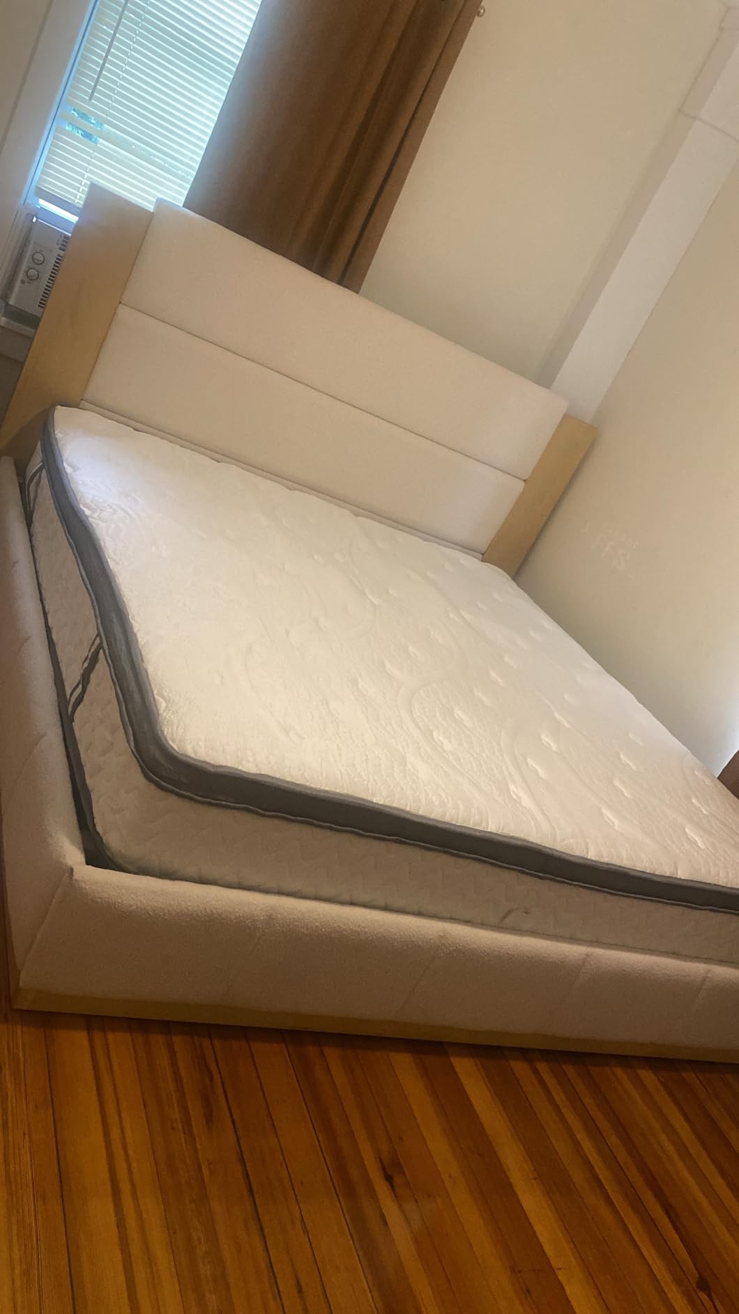 SLEEP100 Queen Mattress 12 Inch, 5-Zone Deep Sleep Firm Mattress with Extra Lumbar & Shoulder Support, Hotel Collection Hybrid Mattresses Pain Relief - Fiberglass Free - No Odor - 365 Night Trial customer photo 2