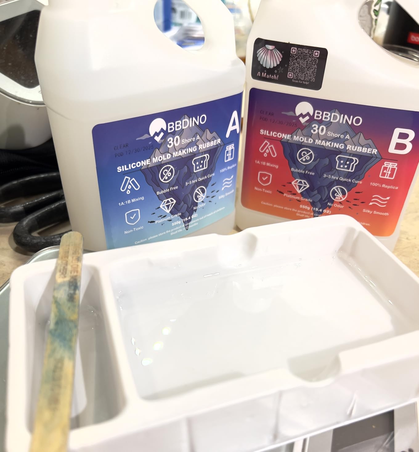 BBDINO Silicone Mold Making Kit, 30A Liquid Silicon for Molds Making 38.8 OZ, Quick Cure Molding Silicone Rubber, 1:1 Ideal for Silicon, Resins, Soap, Concrete, Wax Mold-Casting Sapphire Blue customer photo 1