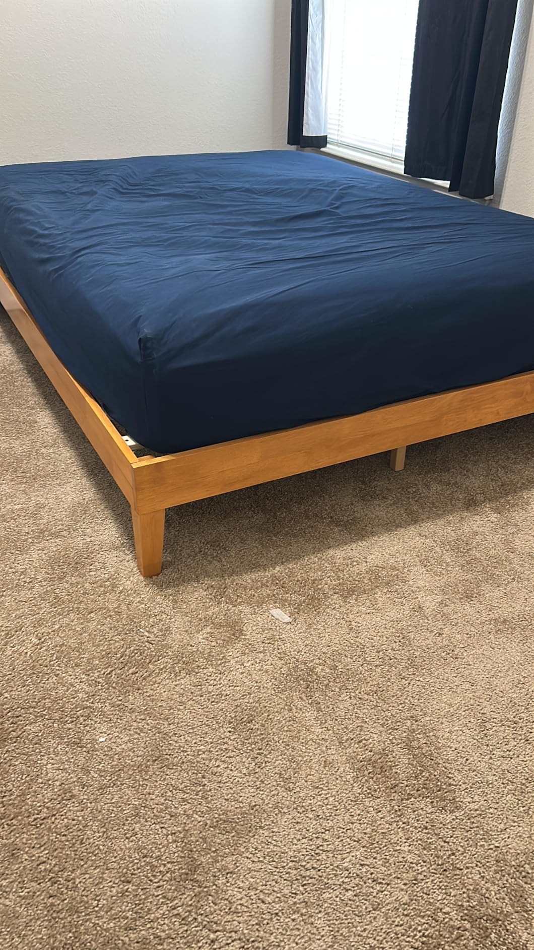Yaheetech Queen Bed Frame Natural Solid Wood Platform Bed with Wooden Slats Support, 7.3-inch Underbed Space for Storage, Noise-Free Design, Easy Assembly, Natural Wood Finish customer photo 1