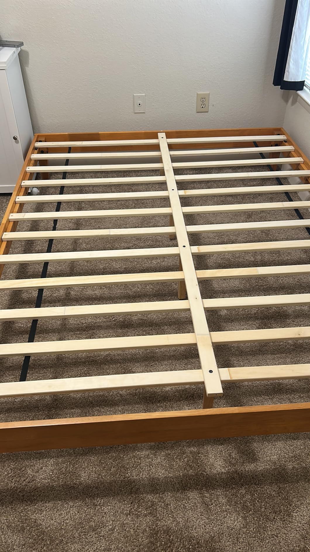 Yaheetech Queen Bed Frame Natural Solid Wood Platform Bed with Wooden Slats Support, 7.3-inch Underbed Space for Storage, Noise-Free Design, Easy Assembly, Natural Wood Finish customer photo 2