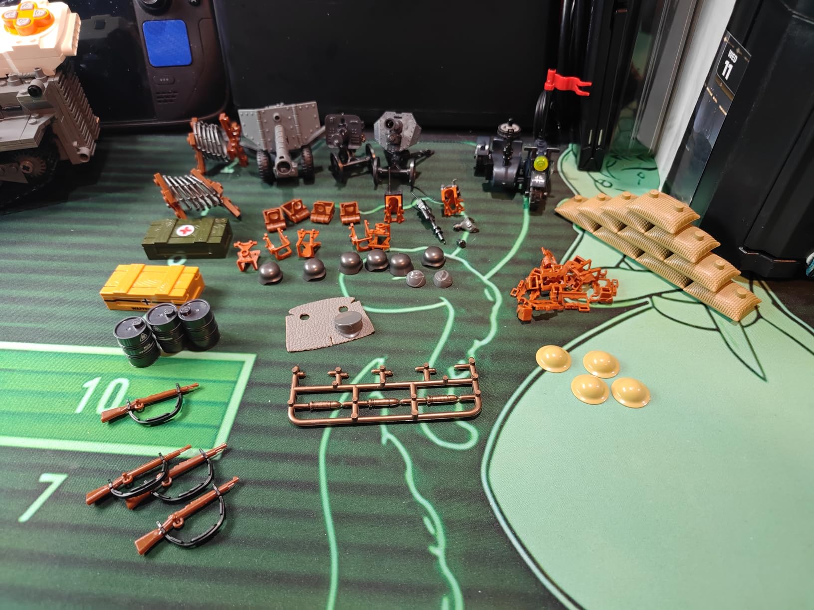 WW2 Military Weapons Pack Toy Building Set for Soldier Figures Bricks Model Army Equipment Gear Piece Kit customer photo 1