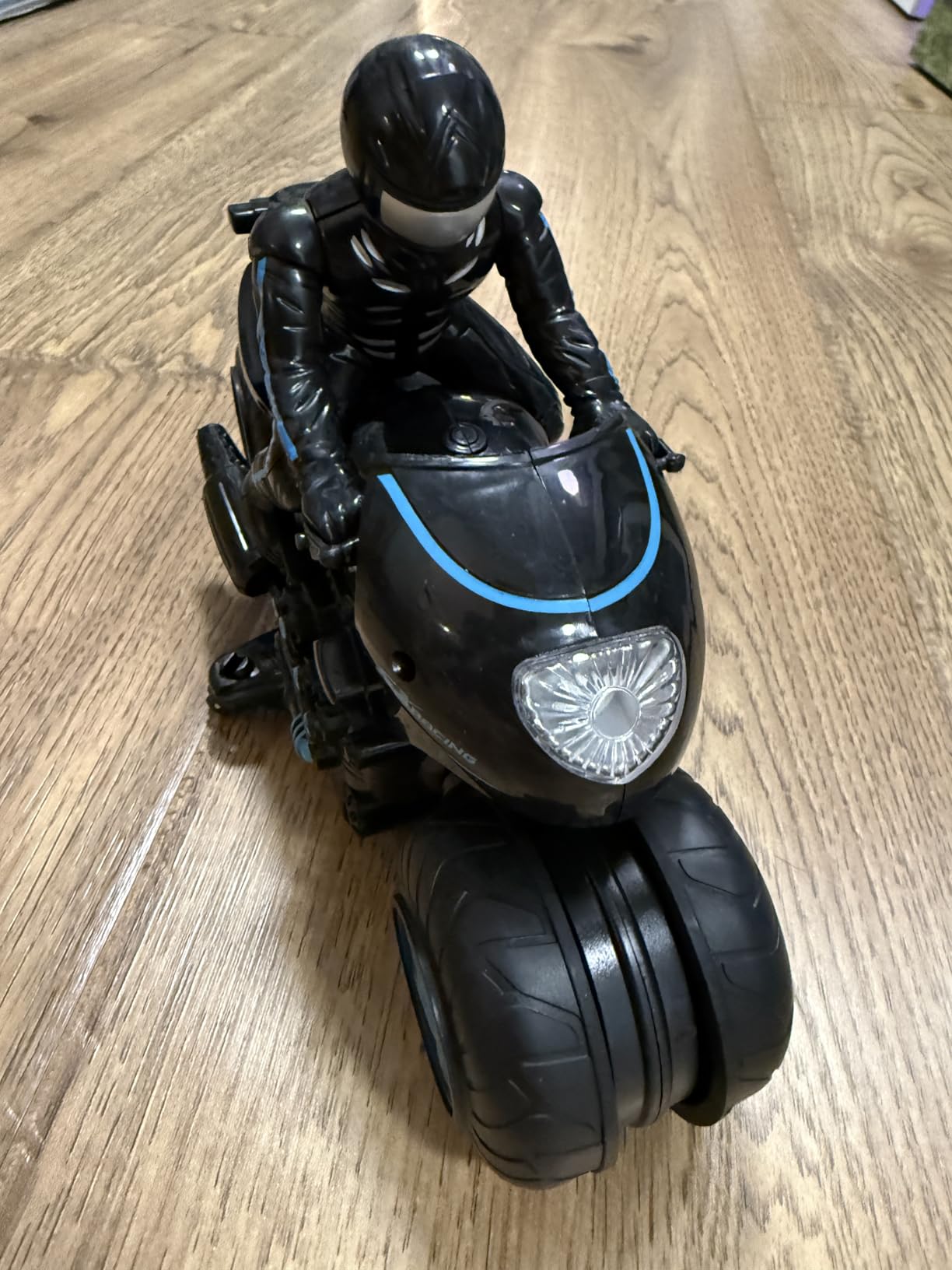 RC Motorcycle, Remote Control Motorcycle with LED Lights, RC Car Dirt Bike Toy, 360 Spins and Flips, Rechargeable Batteries, Gift for Boys Ages 5-7, 8-12 customer photo 2