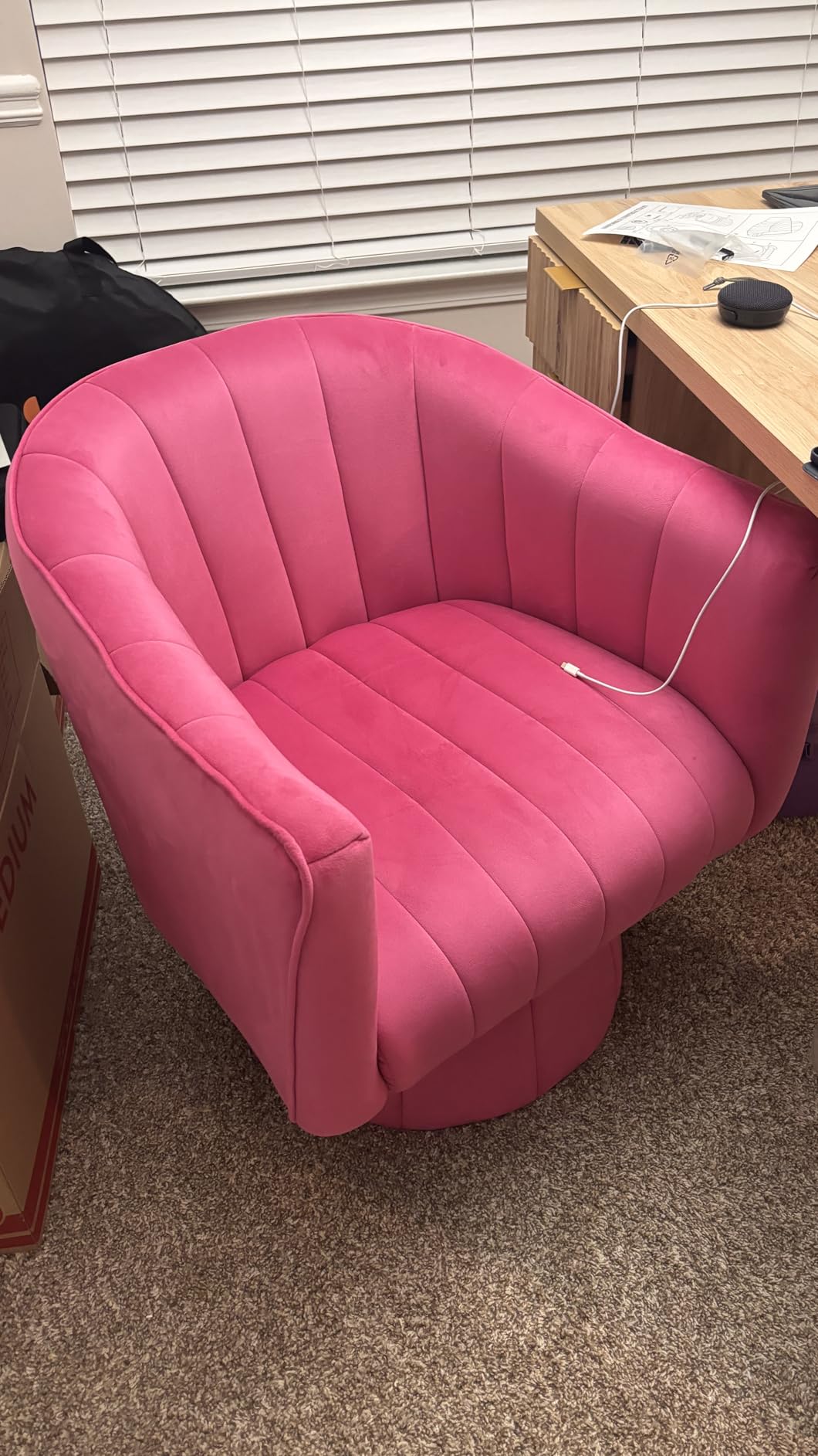 YSICK Swivel Accent Chair, 360° Swivel Barrel Chairs, Mid-Century Chair with Wide Upholstered, Modern Velvet Fabric, Round Armchair for Living Room, Lounge, Bedroom customer photo 1