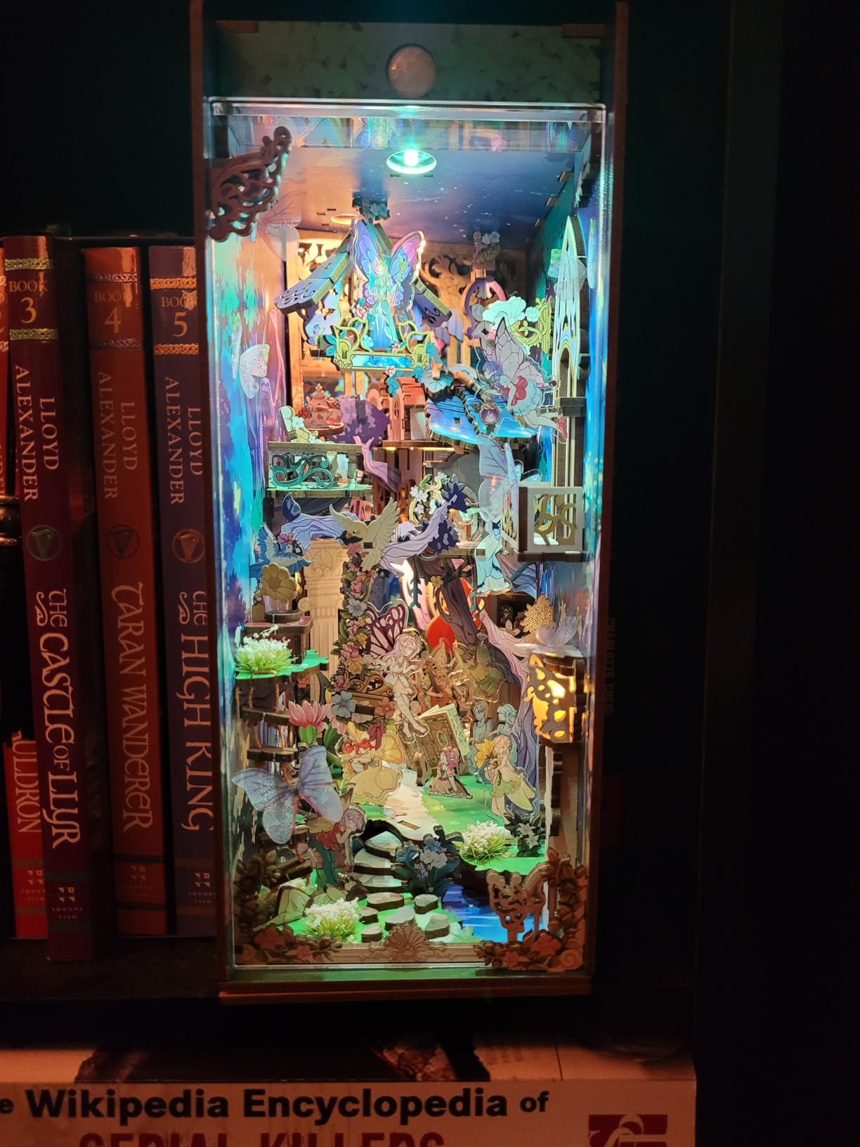 Tonecheer DIY Book Nook Kit for Adults, 3D Wooden Puzzle Bookend Miniature House Kit, Booknook Bookshelf Insert Decor with Dust Cover and LED Lights Gifts (Clock Tower) customer photo 1