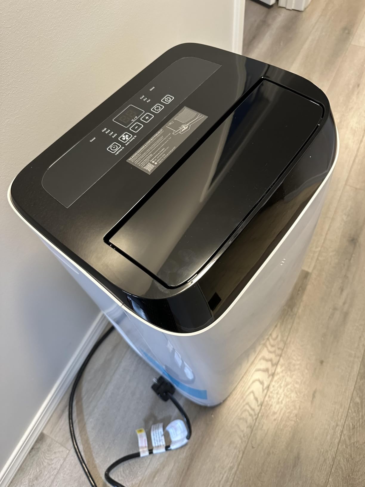 14,000 BTU Portable Air Conditioner Cools Up to 700 Sq.Ft, 3-IN-1 Energy Efficient Portable AC Unit with Remote Control & Installation Kits for Large Room, Campervan, Office, Temporary Space customer photo 2
